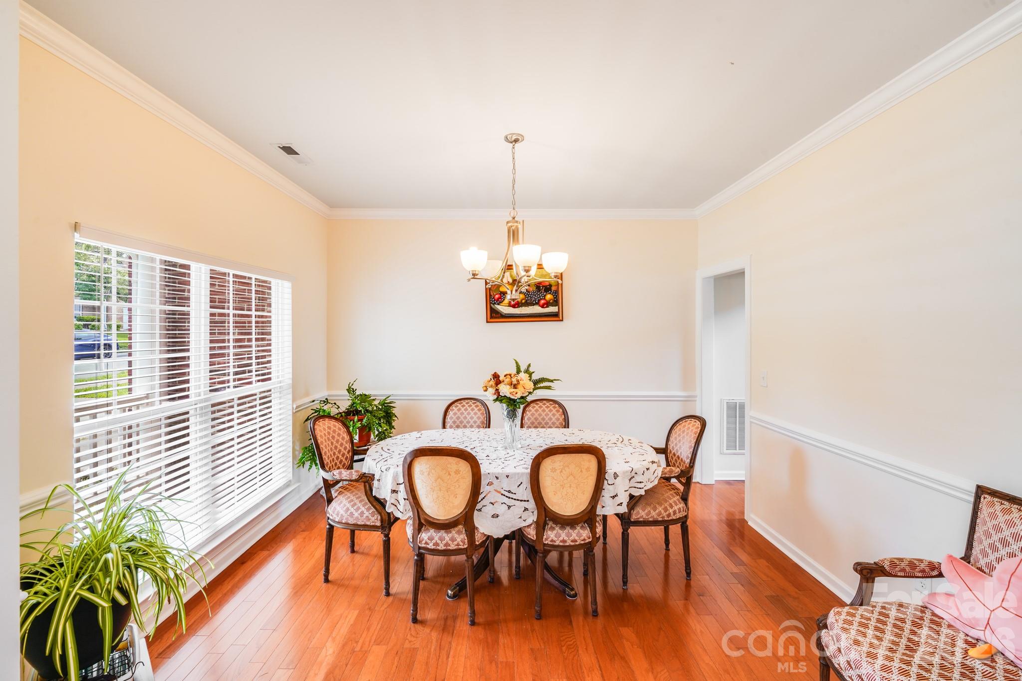 6227 Castlecove Road — Charlotte
