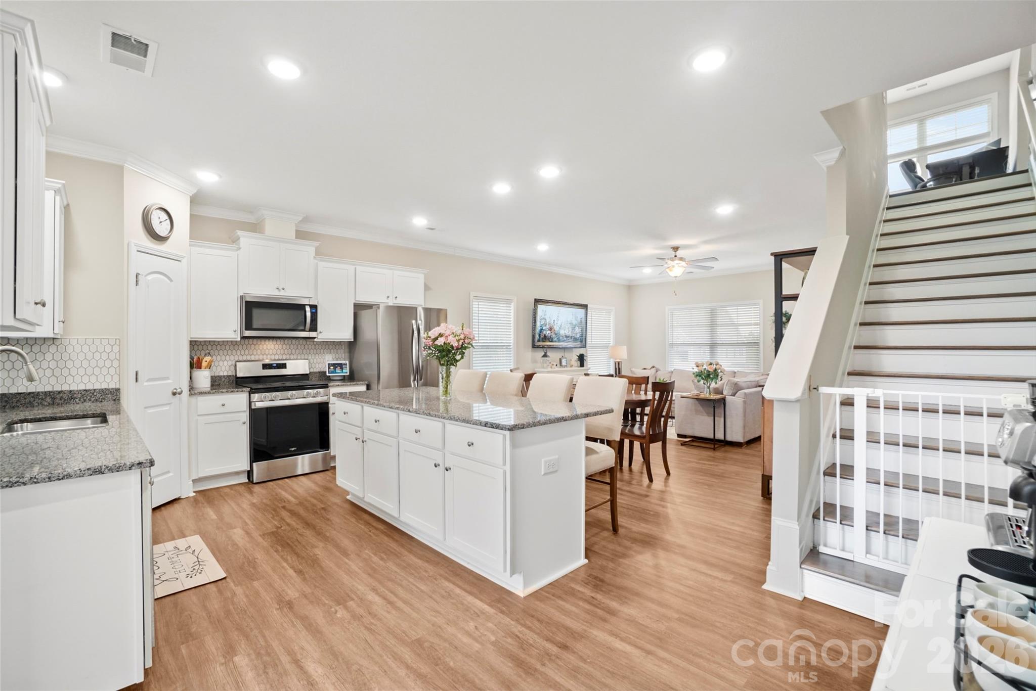 11249 Island VIew Lane — Lancaster