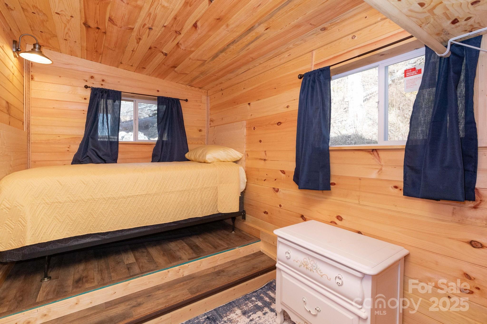 1010 amd 1014 Melton Branch Road — Bakersville