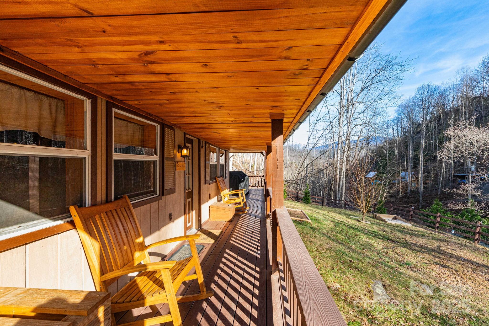 1010 amd 1014 Melton Branch Road — Bakersville