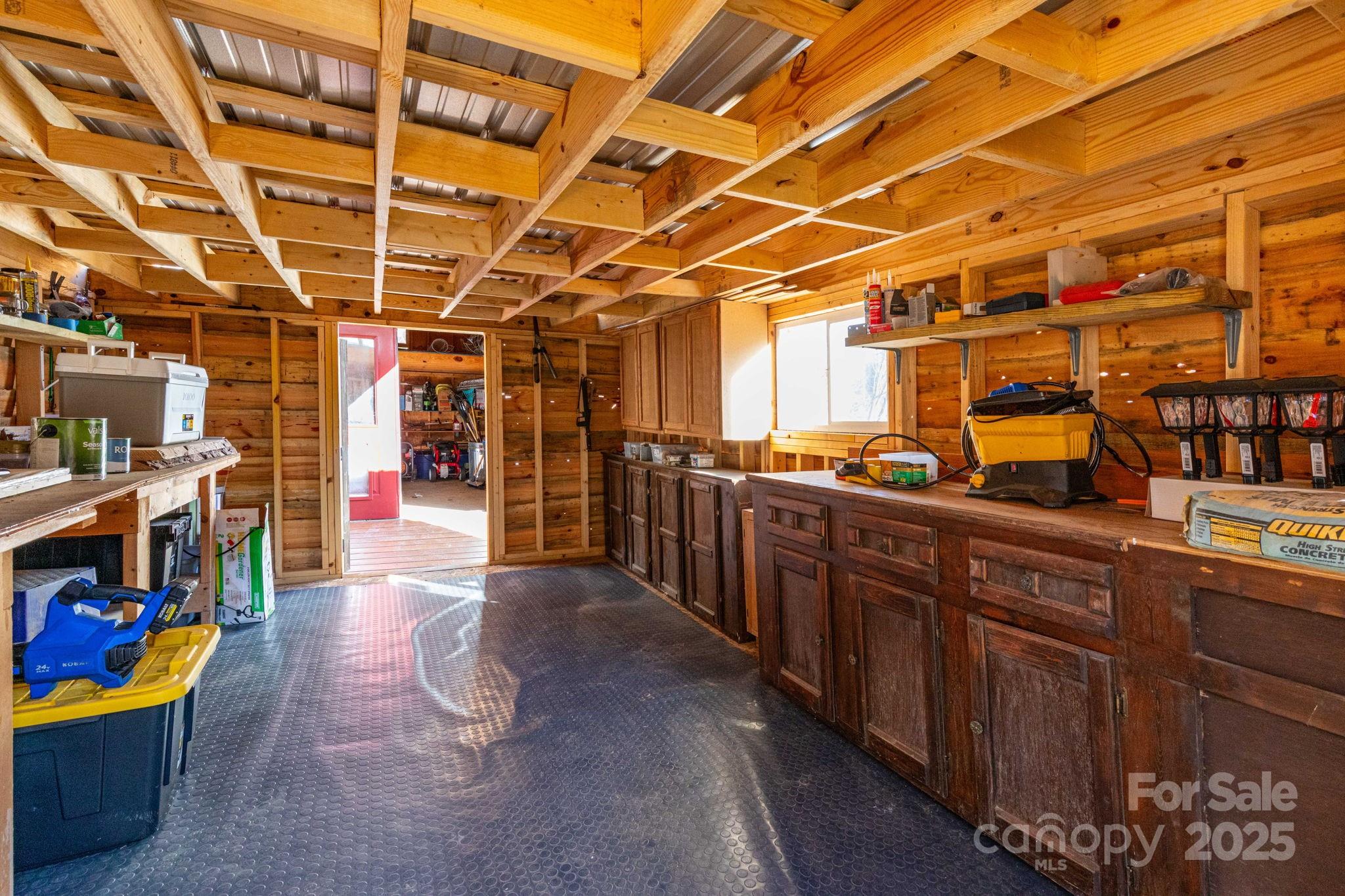 1010 amd 1014 Melton Branch Road — Bakersville