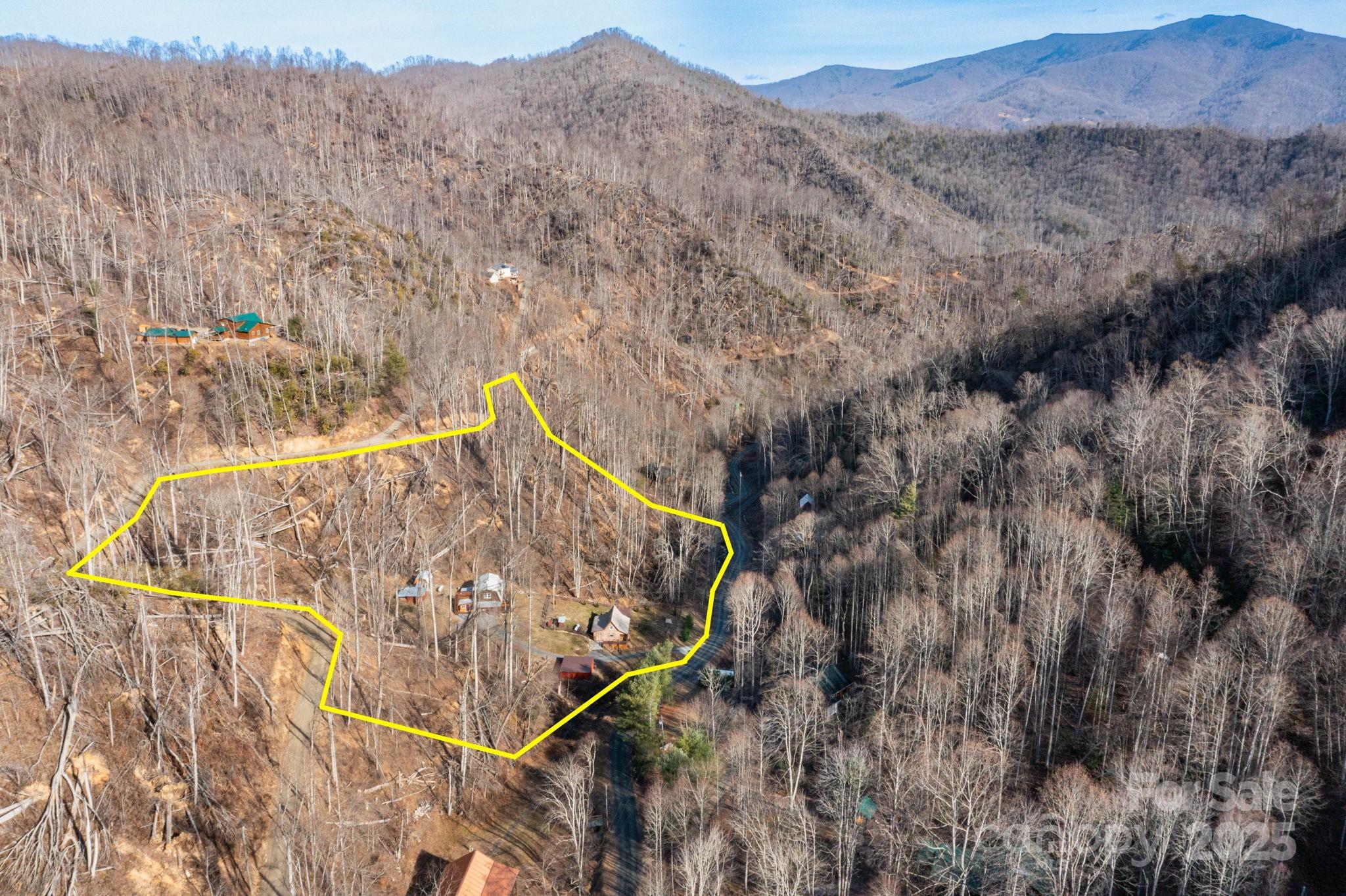 1010 amd 1014 Melton Branch Road — Bakersville