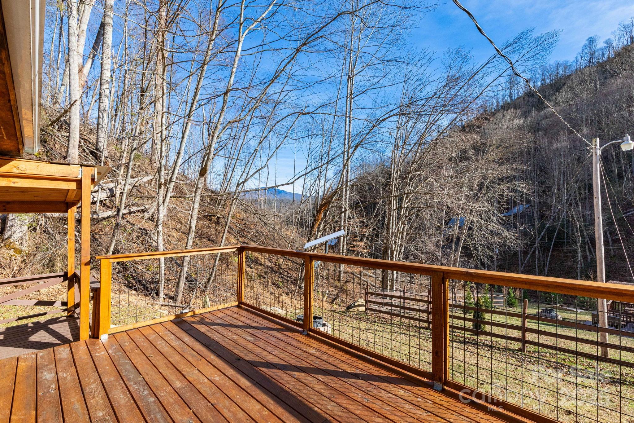 1010 amd 1014 Melton Branch Road — Bakersville