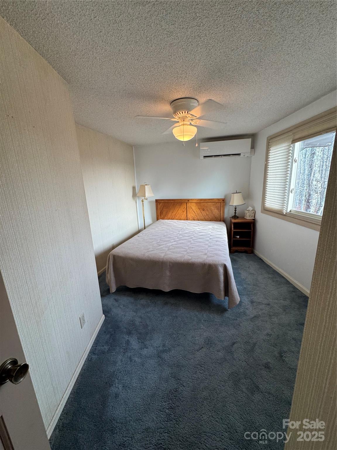 160 Crestwood Circle — Newland