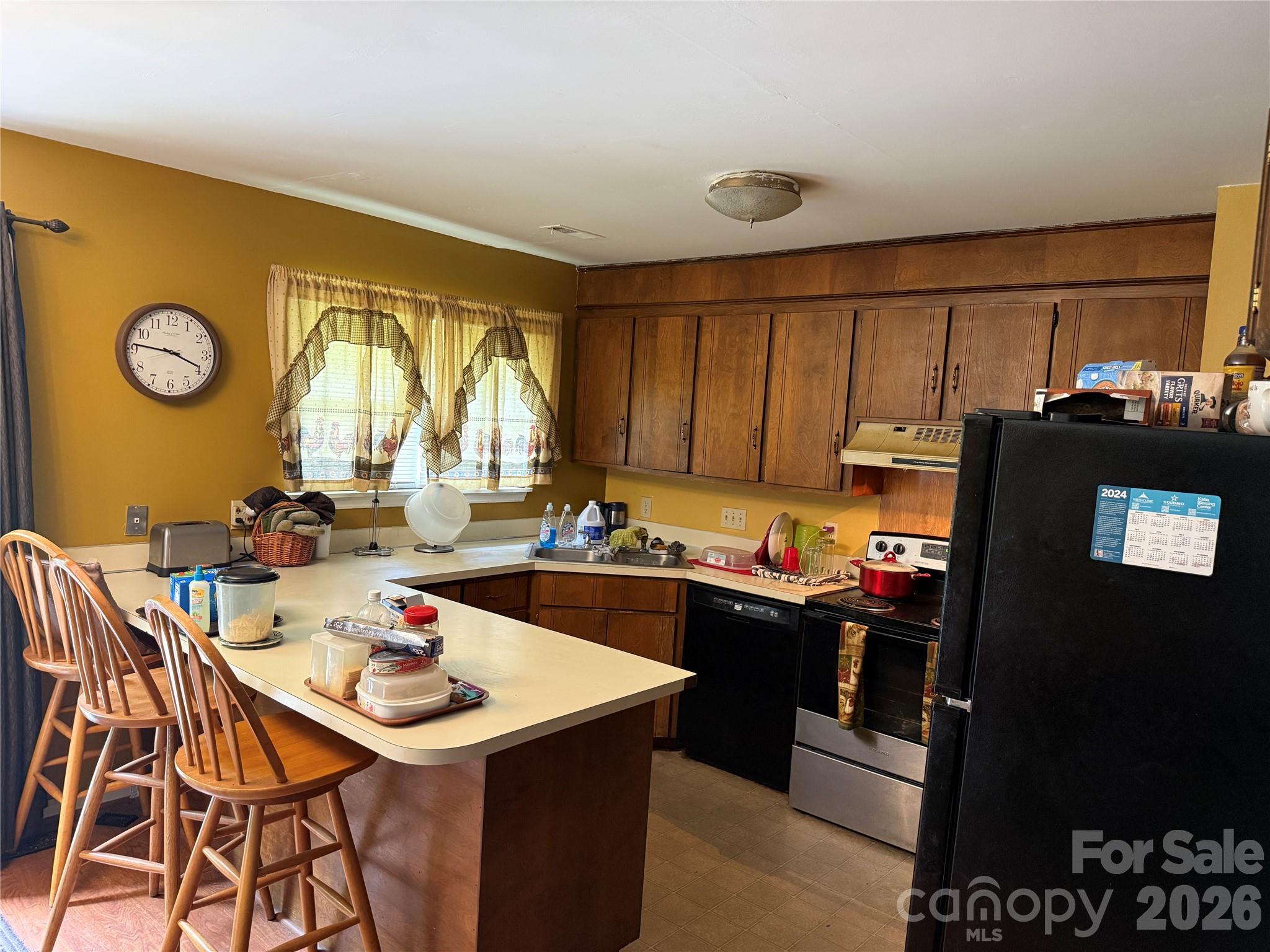 6000 Crosswood Court — Charlotte