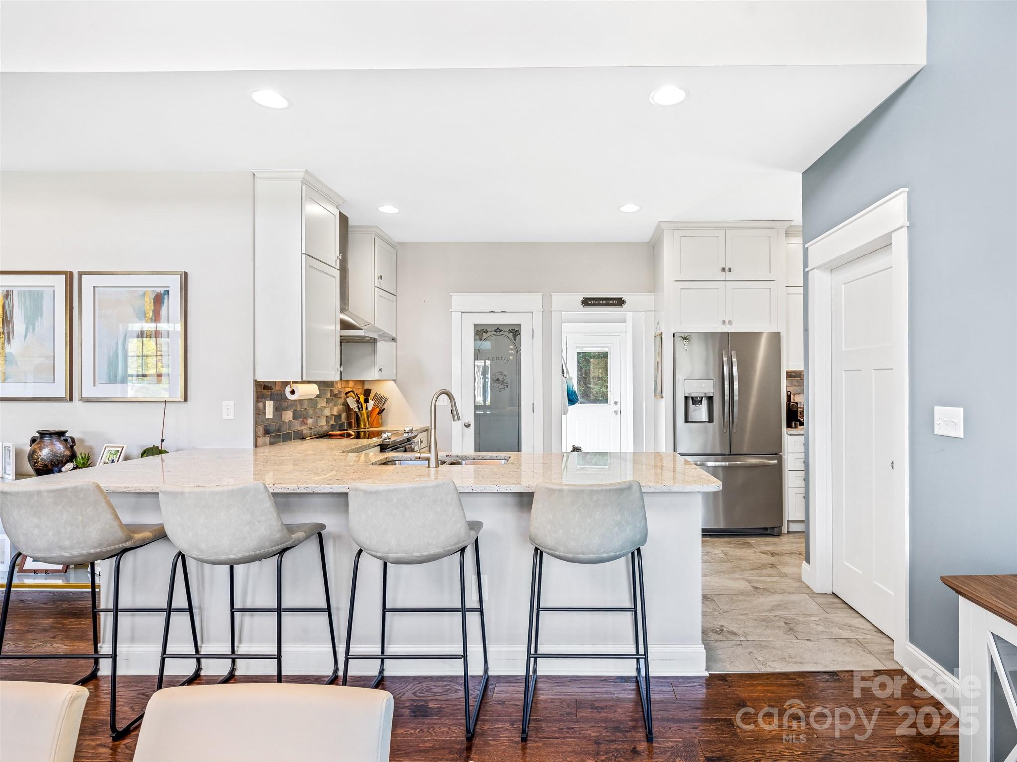 10 Warbler Drive — Fletcher
