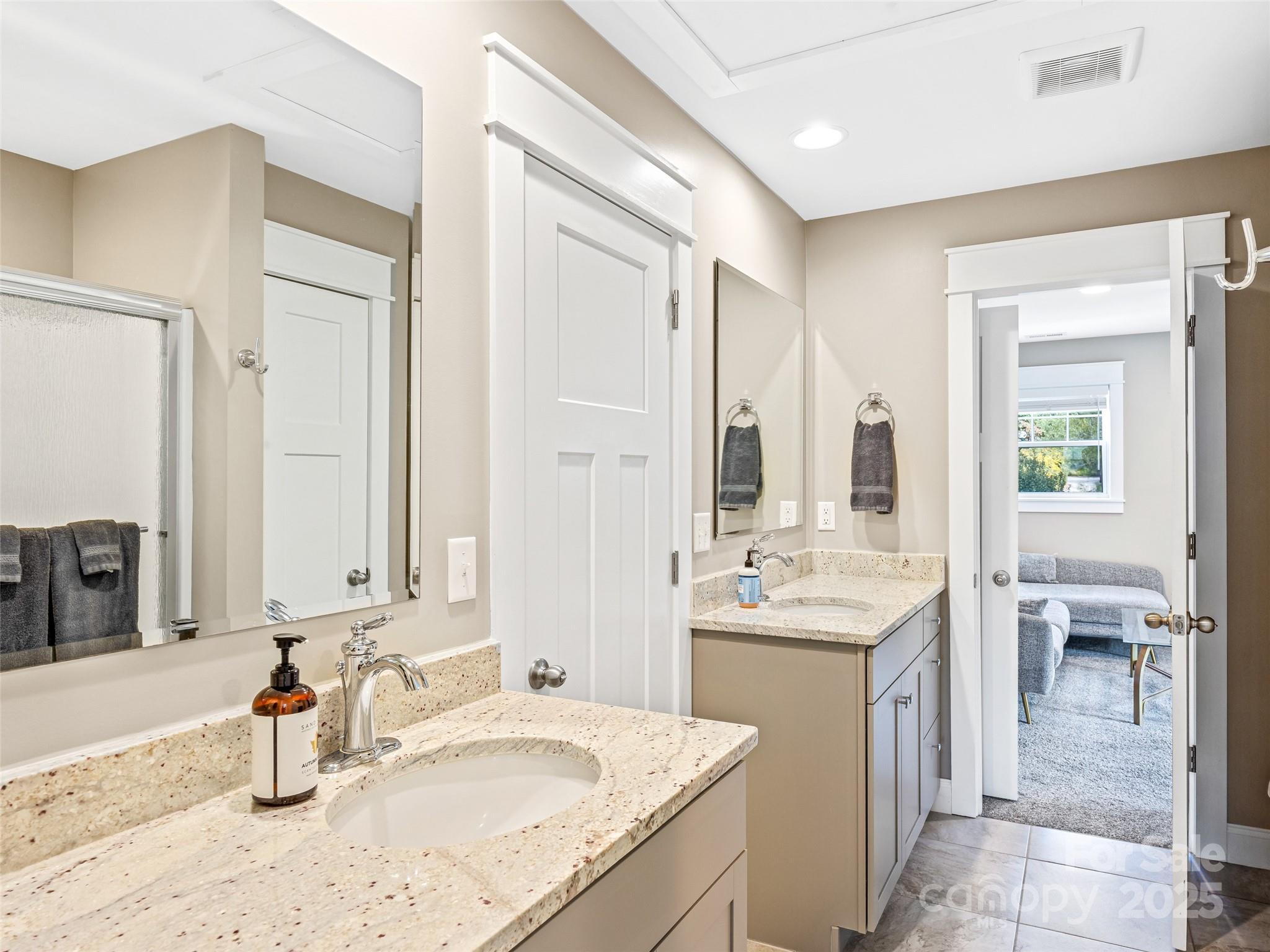10 Warbler Drive — Fletcher