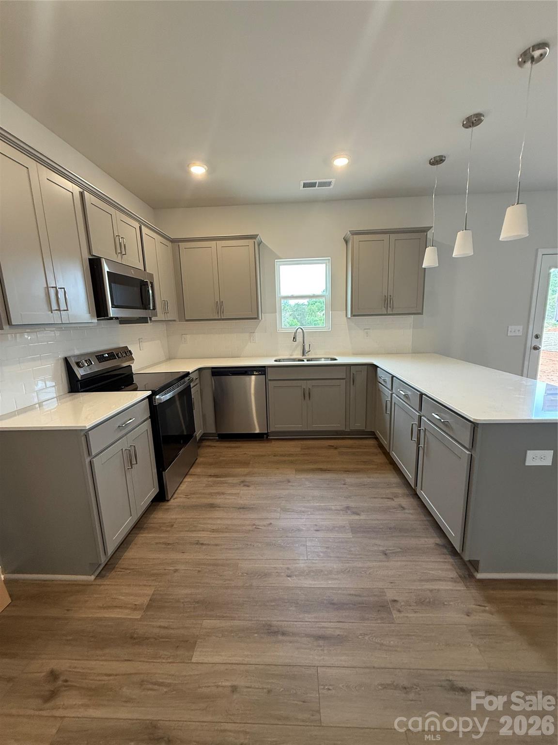 1641 Piper Creek Avenue — Newton