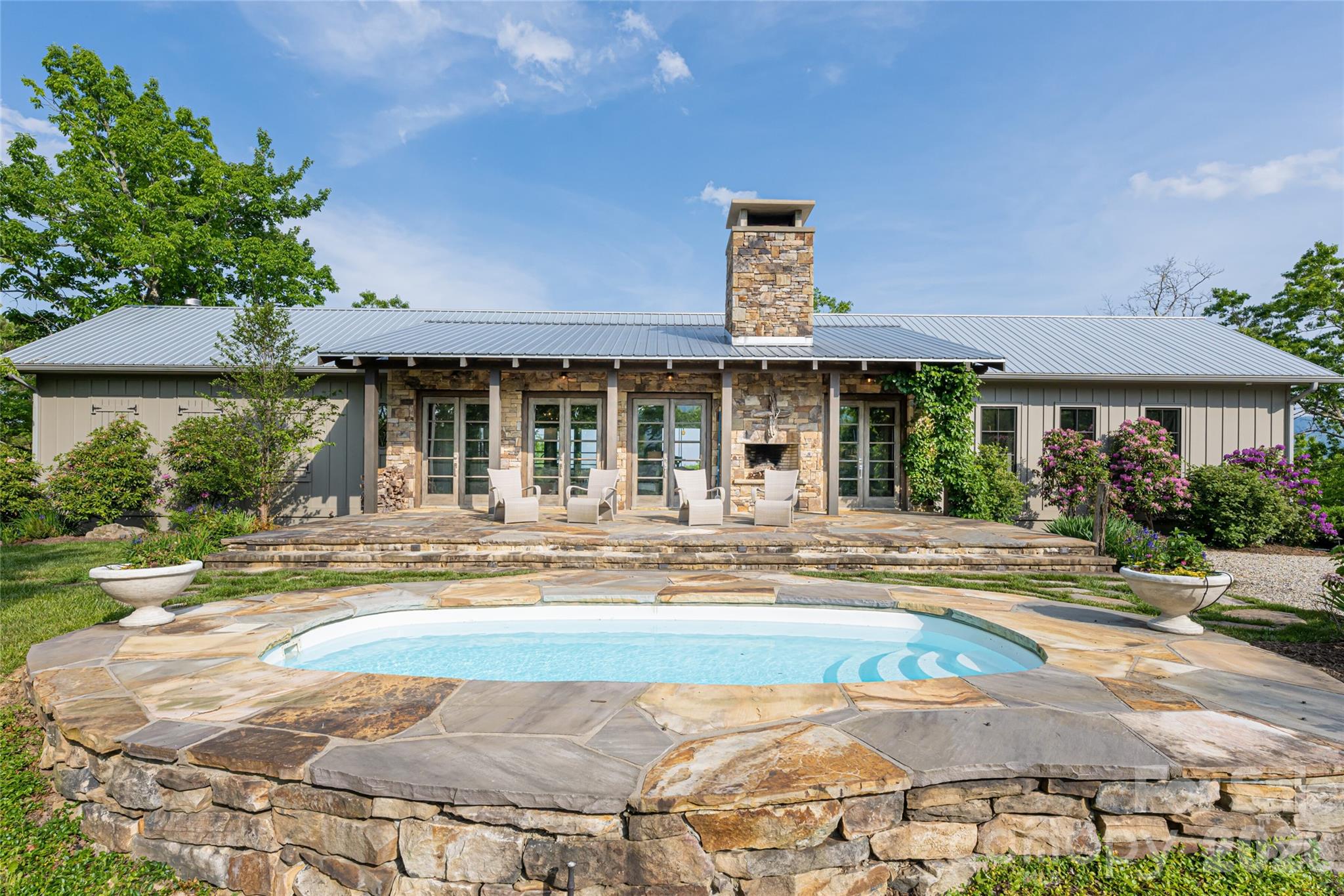 532 Tsali Crossing N — Bryson City