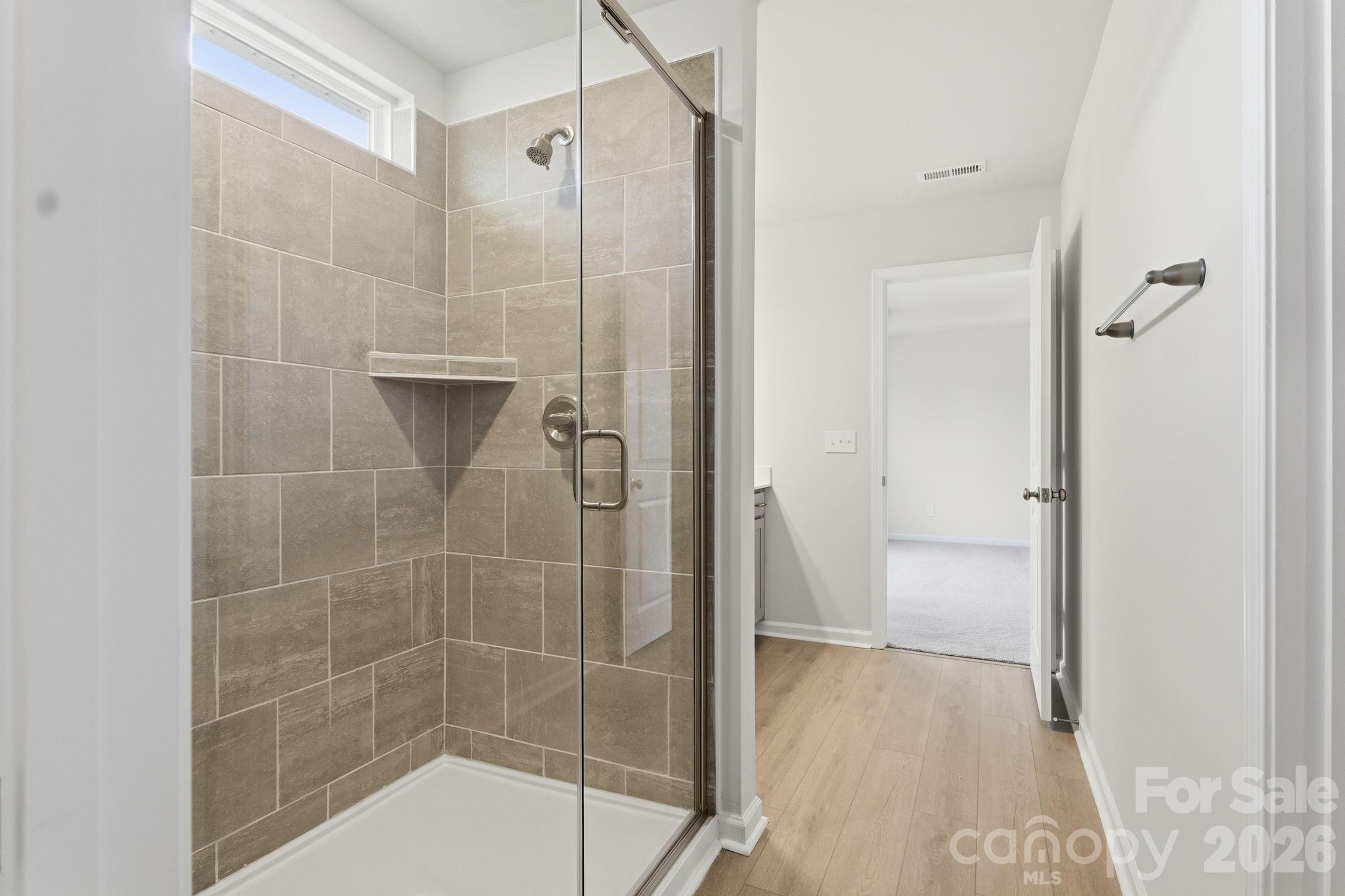 940 Leyna Court — Newton