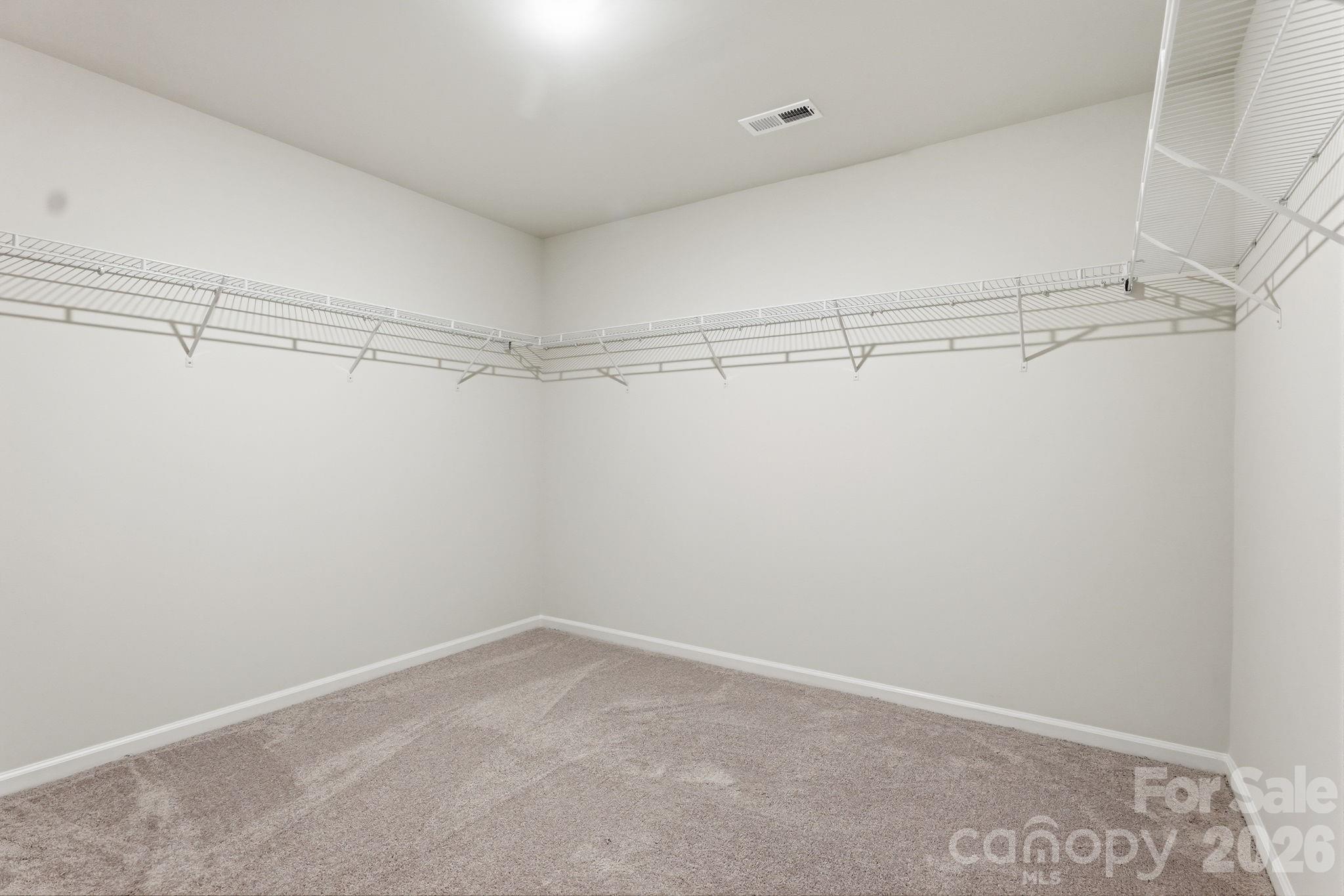 940 Leyna Court — Newton