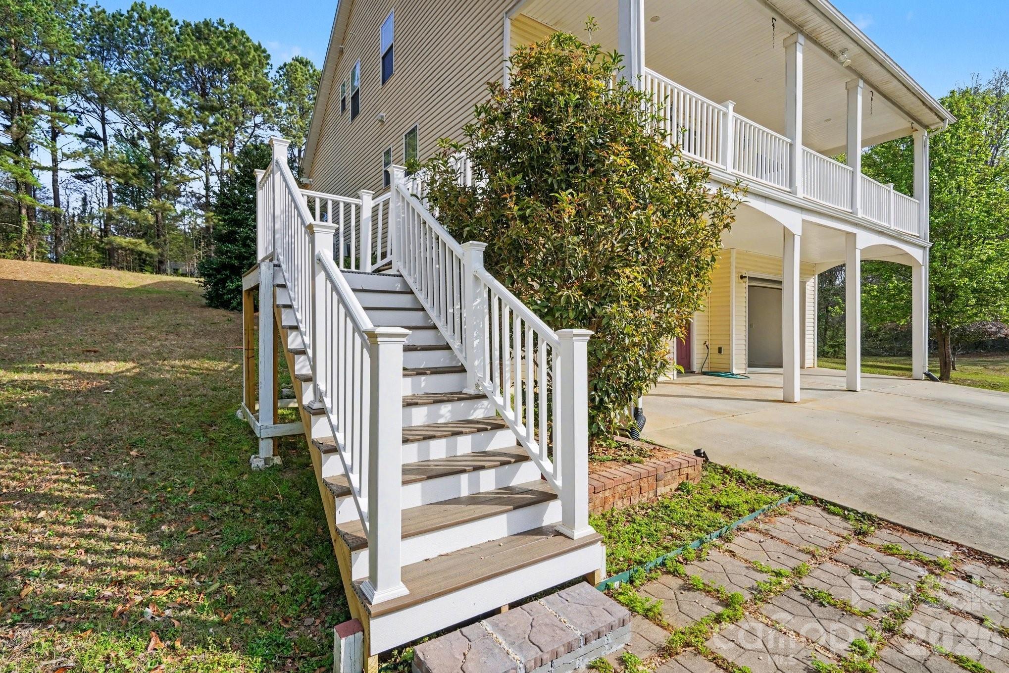 556 Peaceful Creek Drive — York