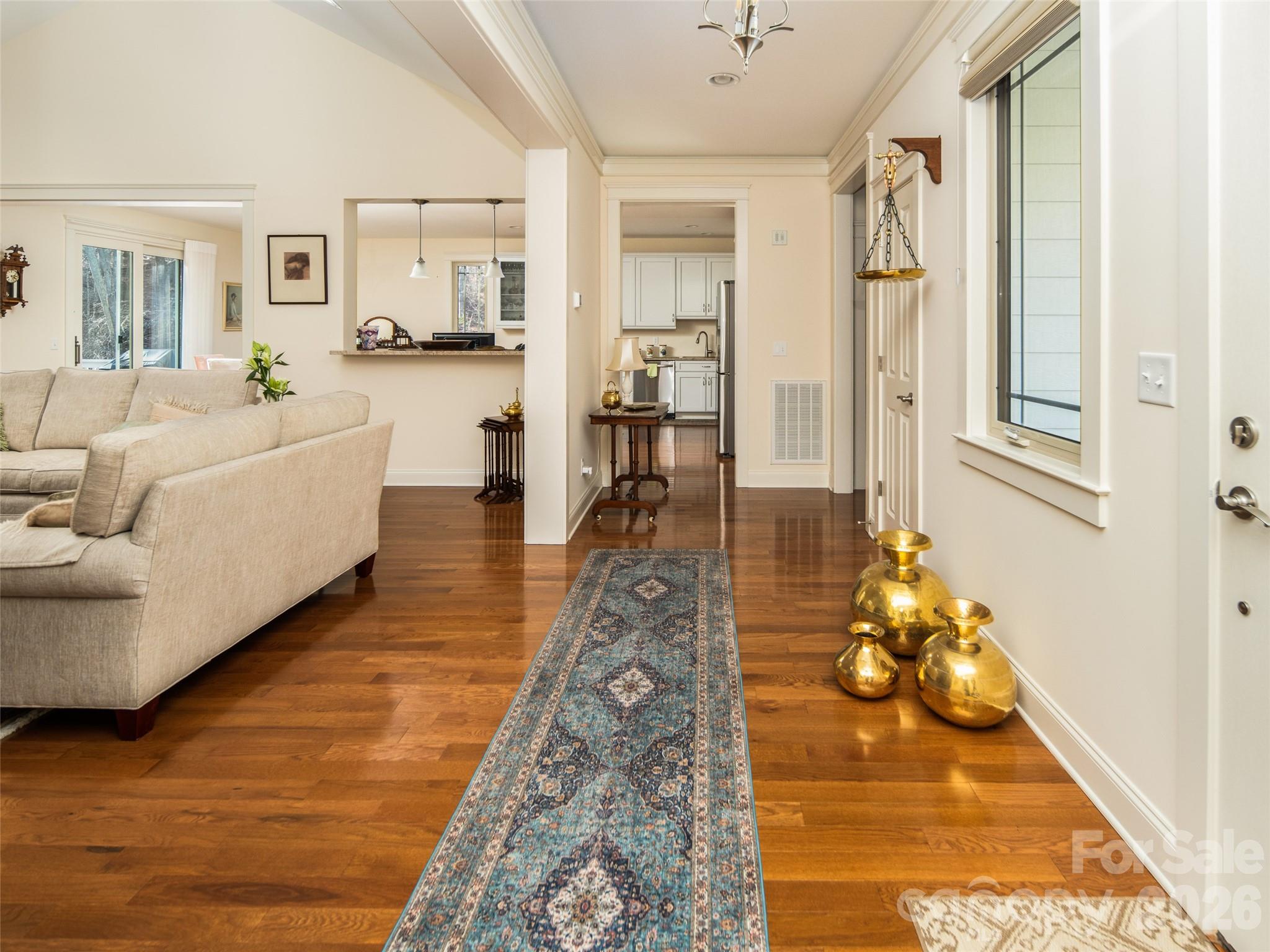 123 Orvis Stone Circle — Biltmore Lake