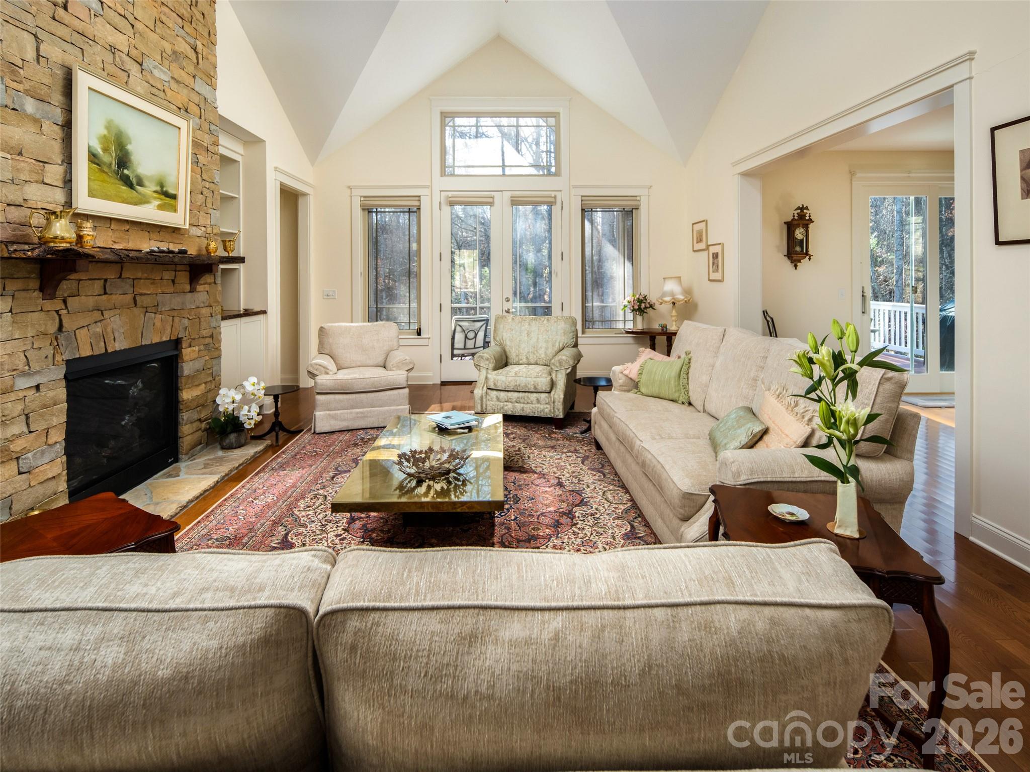 123 Orvis Stone Circle — Biltmore Lake