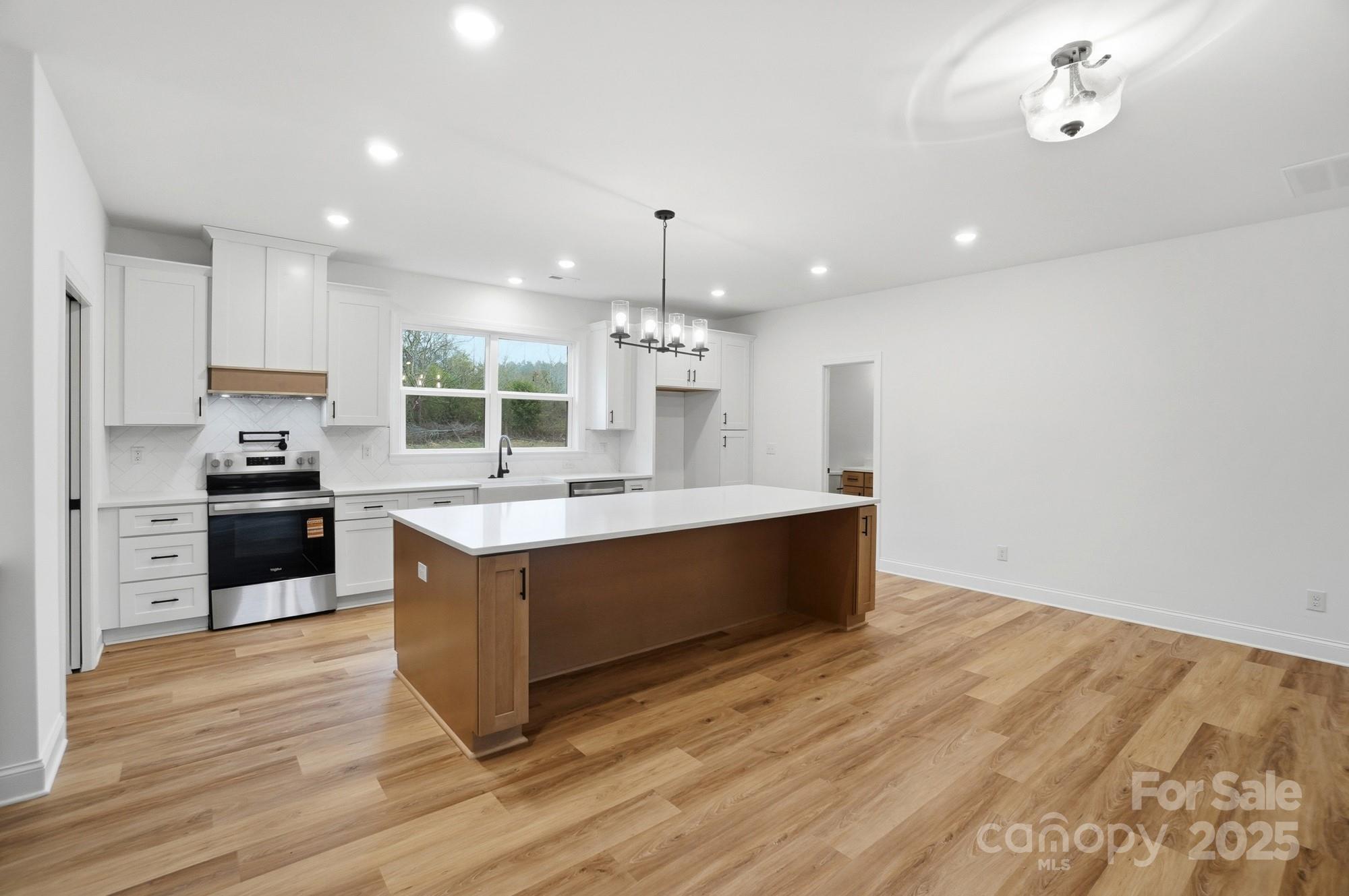 124 Rollingbrook Road — Kings Mountain