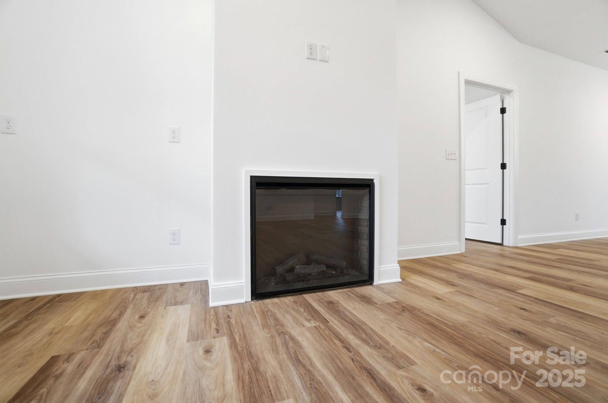 124 Rollingbrook Road — Kings Mountain