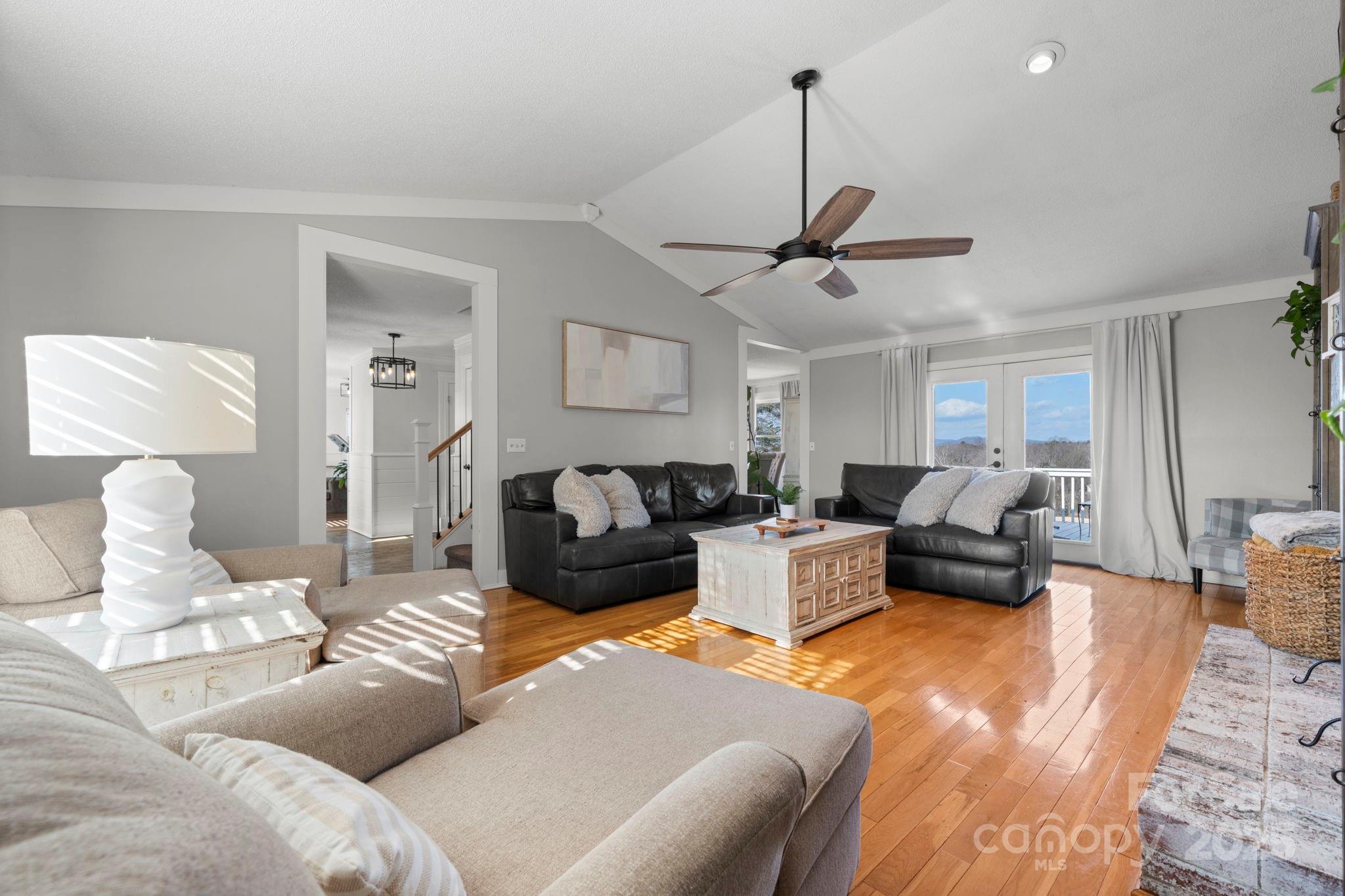 20 Meandering Way — Granite Falls