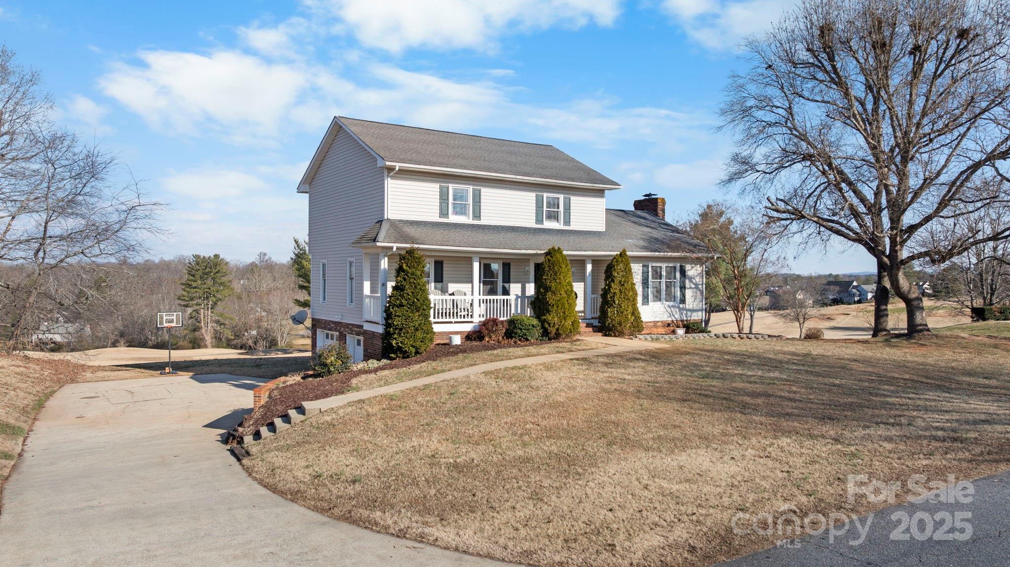 20 Meandering Way — Granite Falls