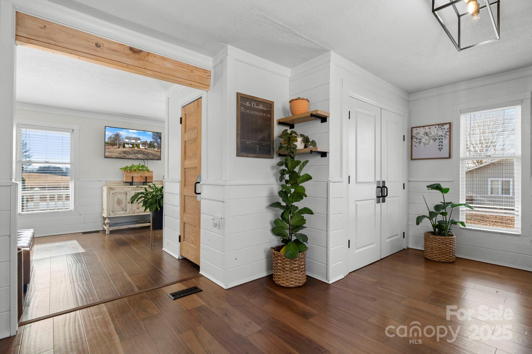 20 Meandering Way — Granite Falls