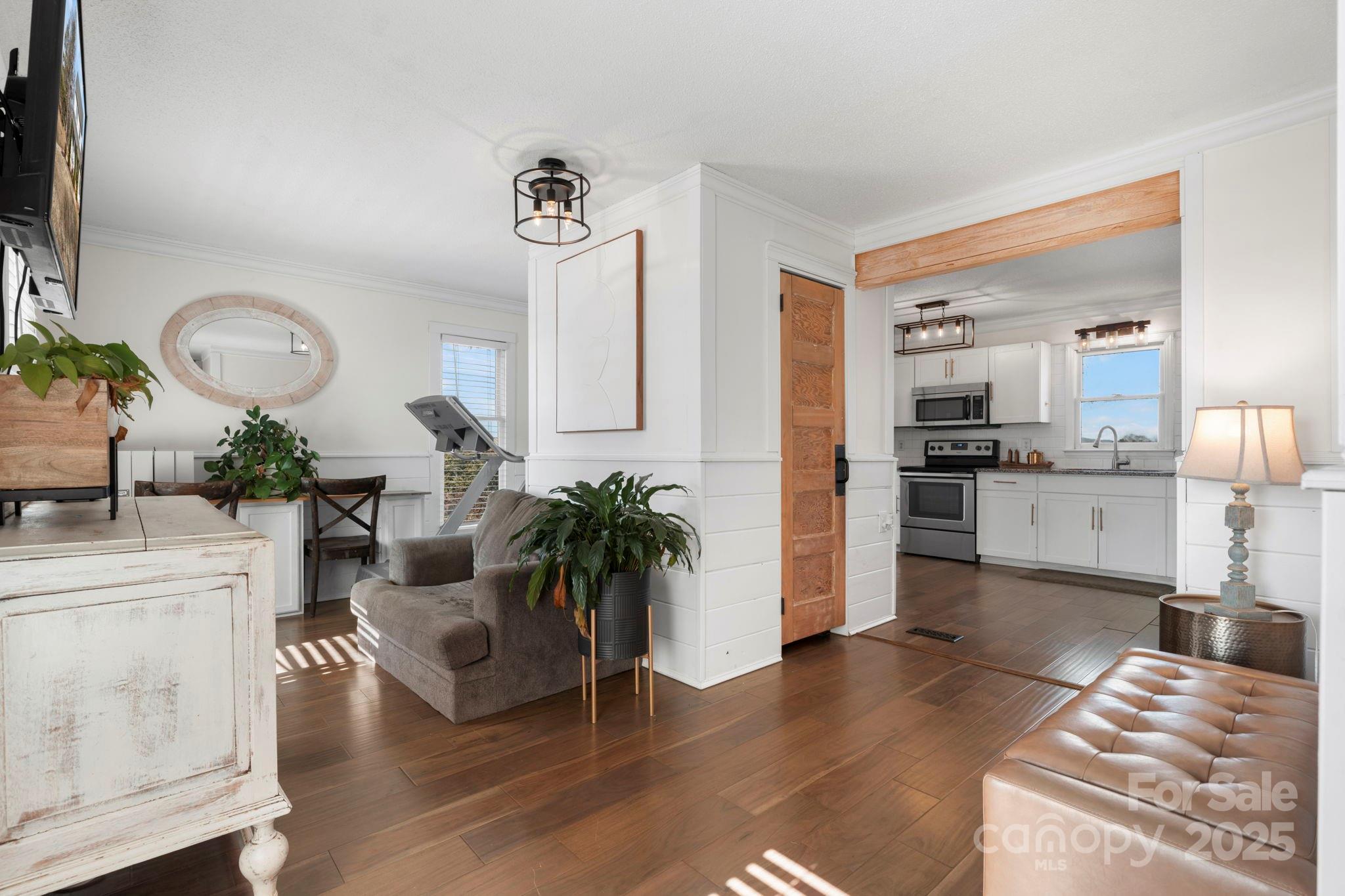 20 Meandering Way — Granite Falls