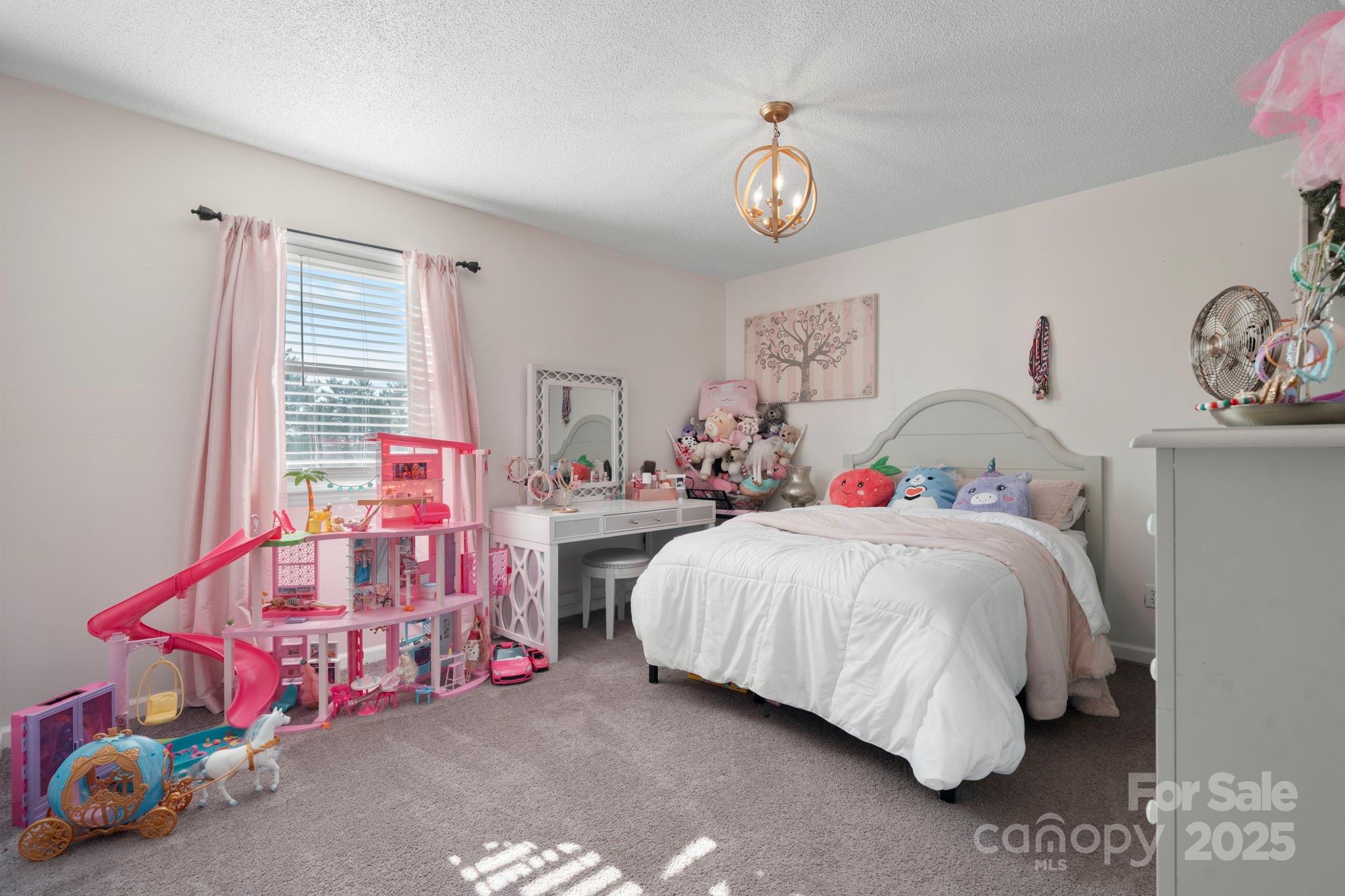 20 Meandering Way — Granite Falls