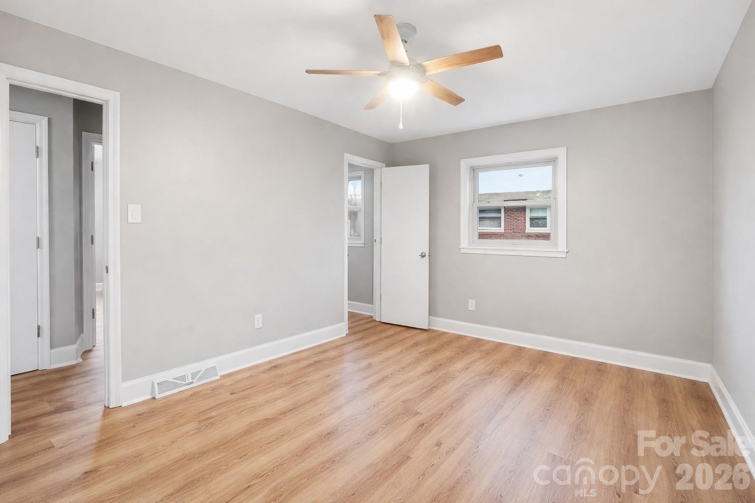 5326 Dolphin Lane — Charlotte