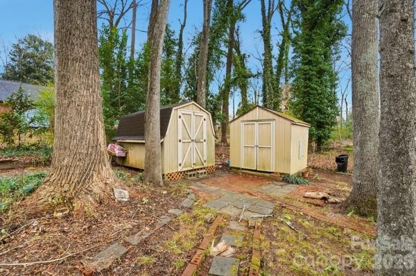 5326 Dolphin Lane — Charlotte