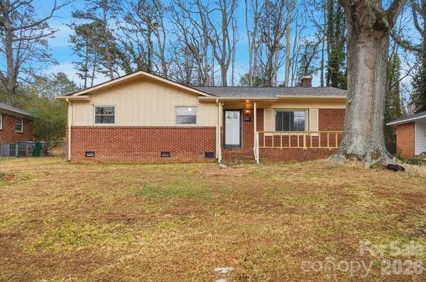 5326 Dolphin Lane — Charlotte