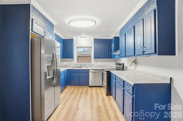 5326 Dolphin Lane — Charlotte
