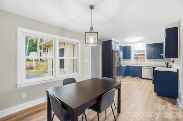 5326 Dolphin Lane — Charlotte