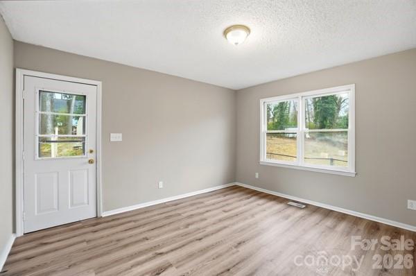 5326 Dolphin Lane — Charlotte