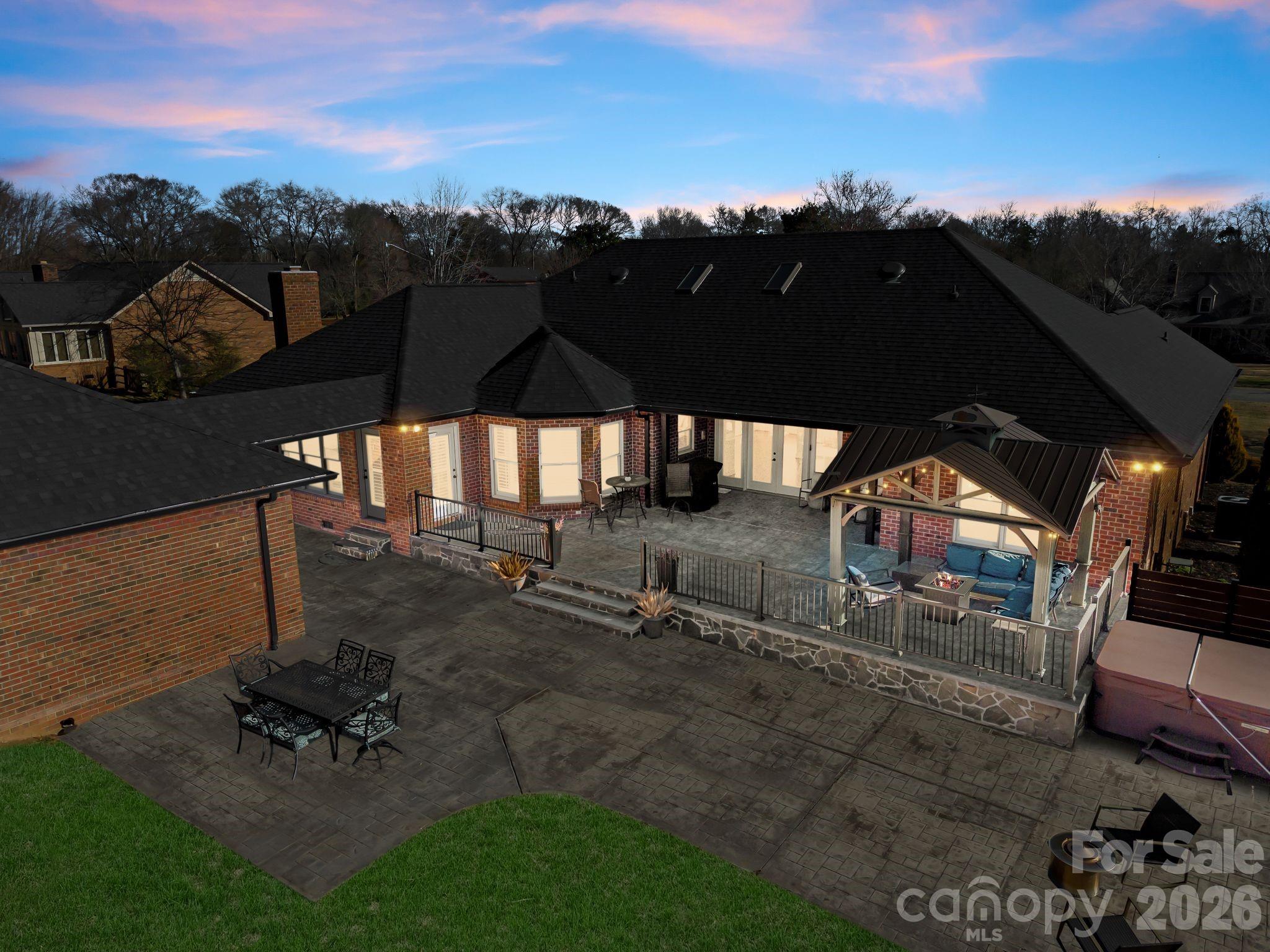 4122 Amarillo Drive SW — Concord