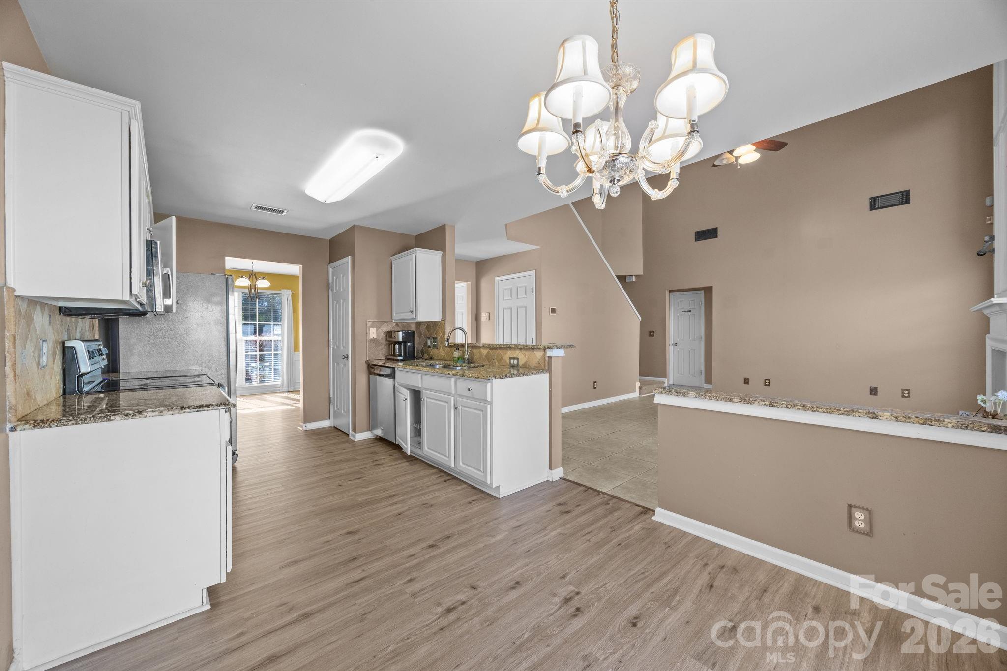 11926 Hawick Valley Lane — Charlotte