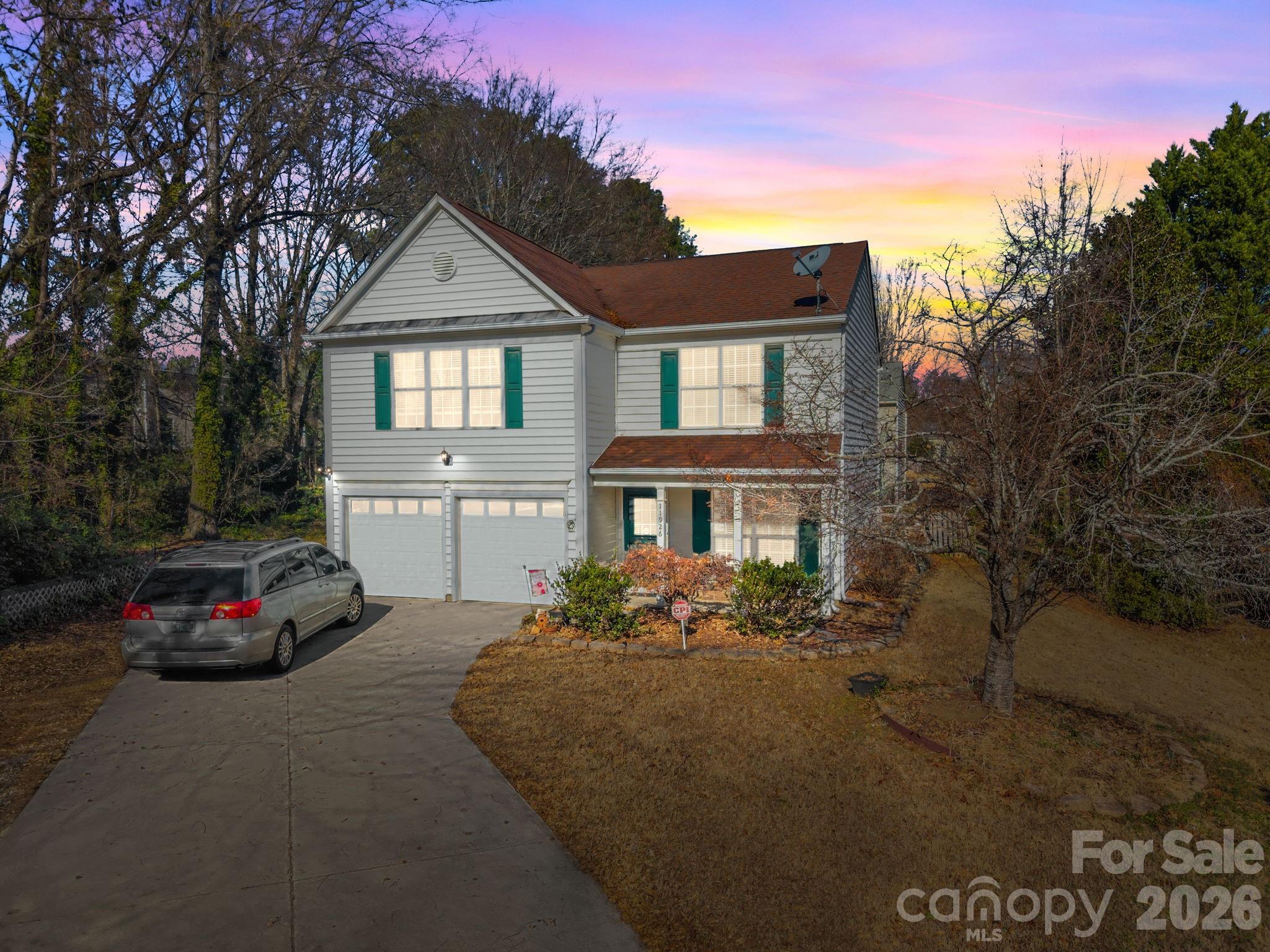 11926 Hawick Valley Lane — Charlotte