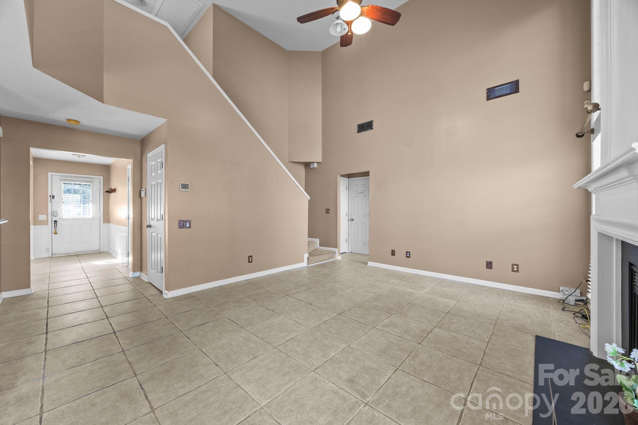 11926 Hawick Valley Lane — Charlotte