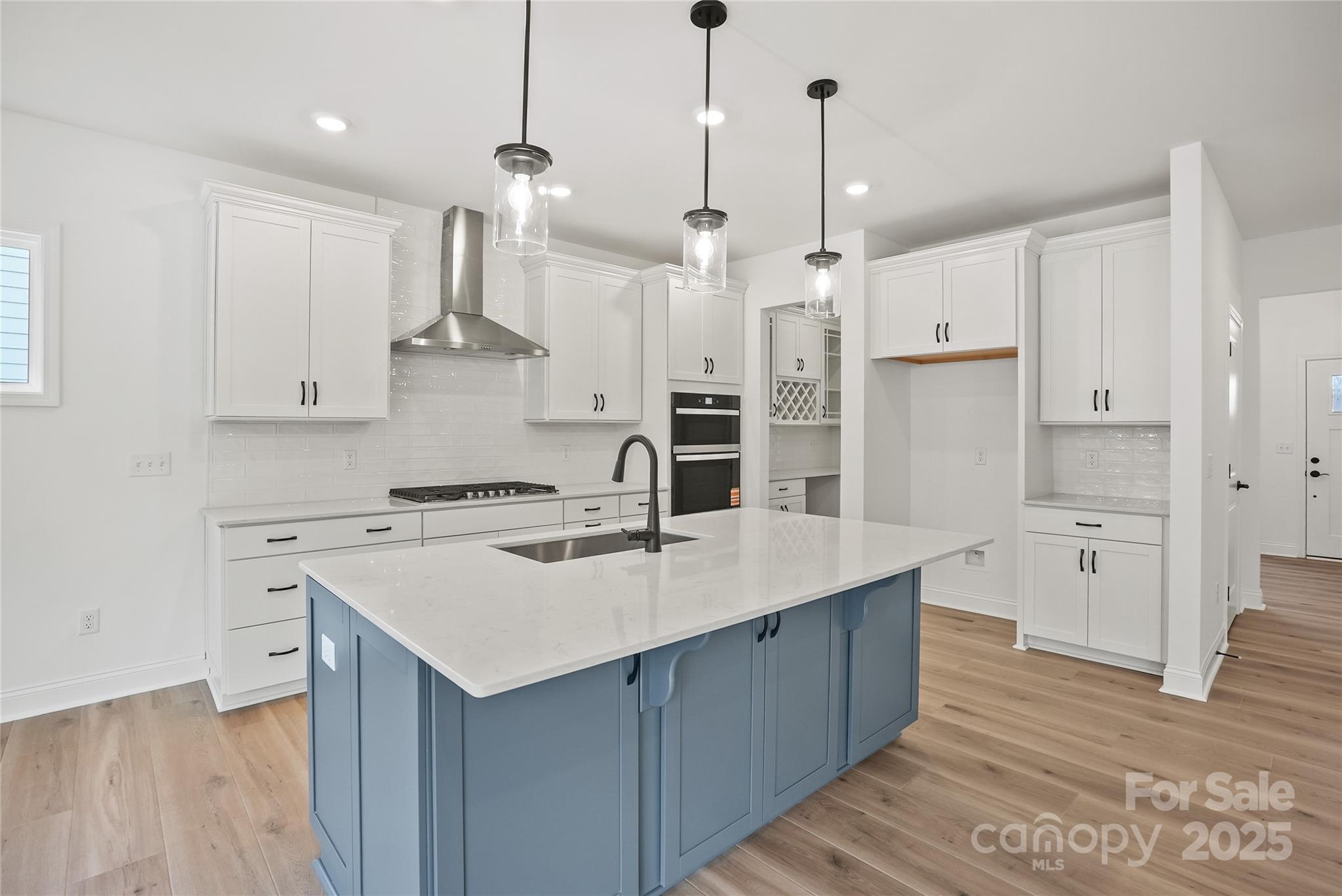 2020 Waxhaw Crossing Drive — Waxhaw
