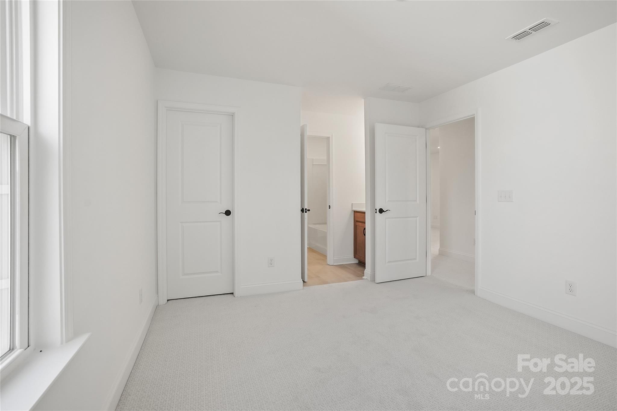 2020 Waxhaw Crossing Drive — Waxhaw