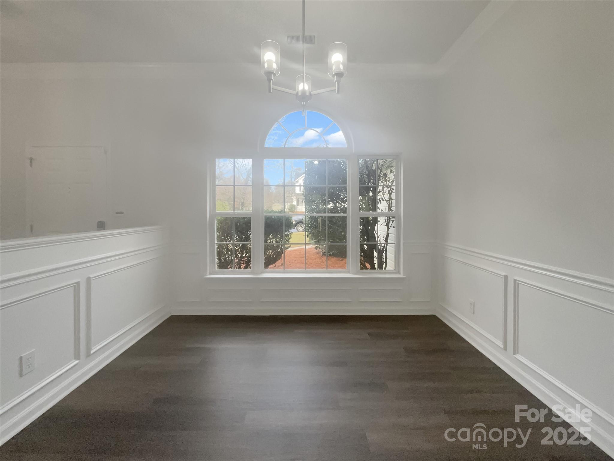 121 Shining Armor Court — Mooresville