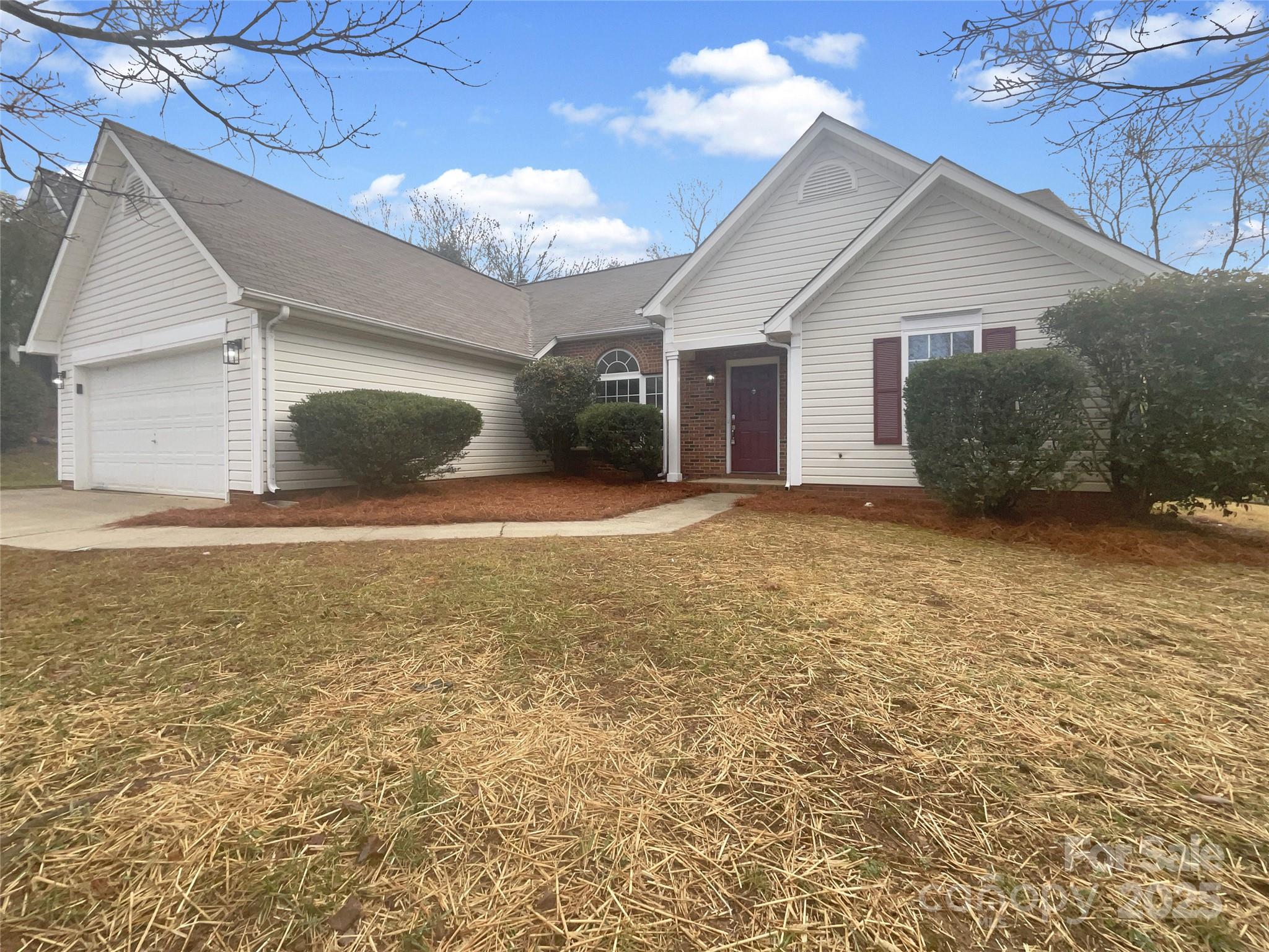 121 Shining Armor Court — Mooresville