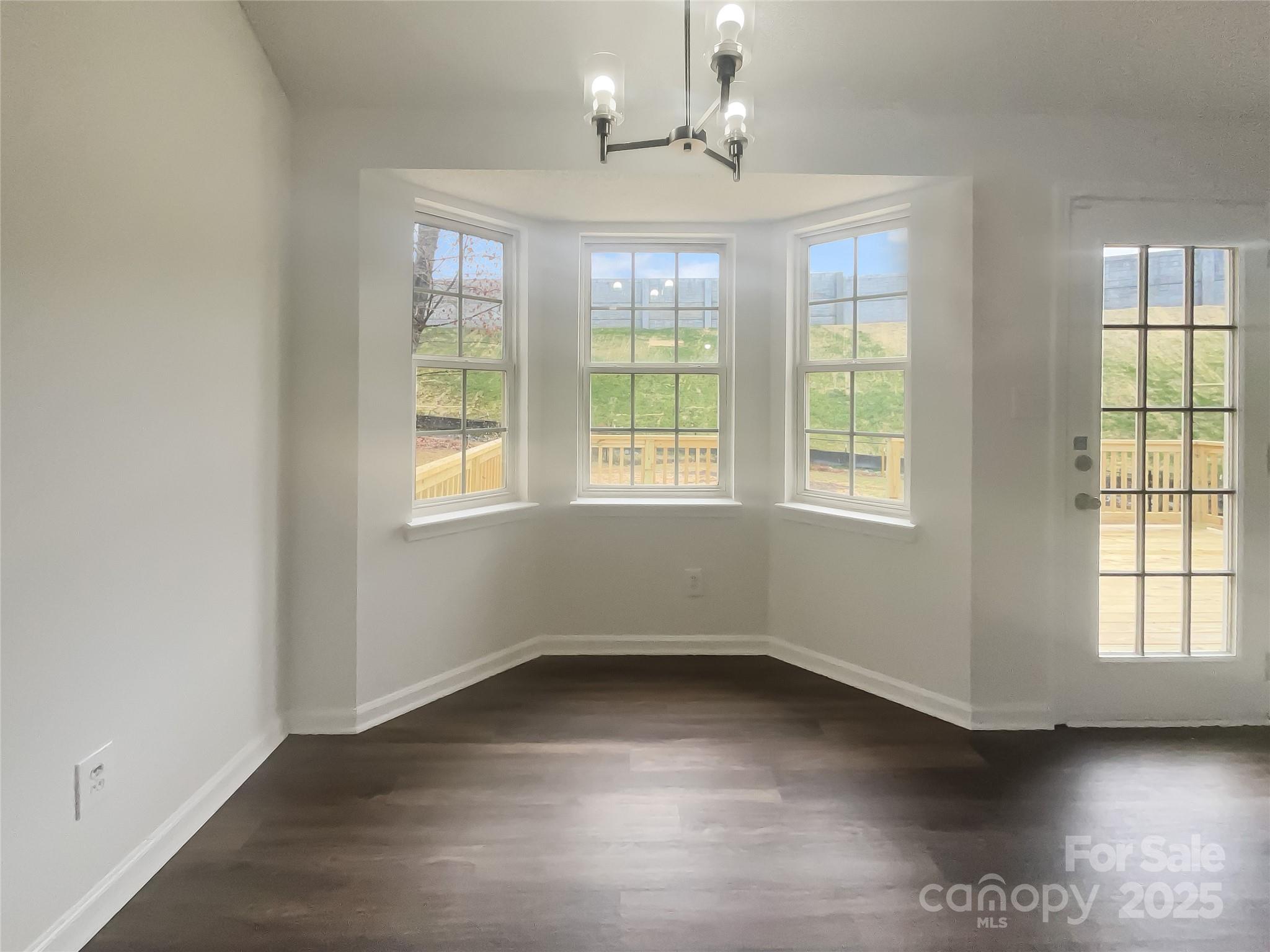 121 Shining Armor Court — Mooresville
