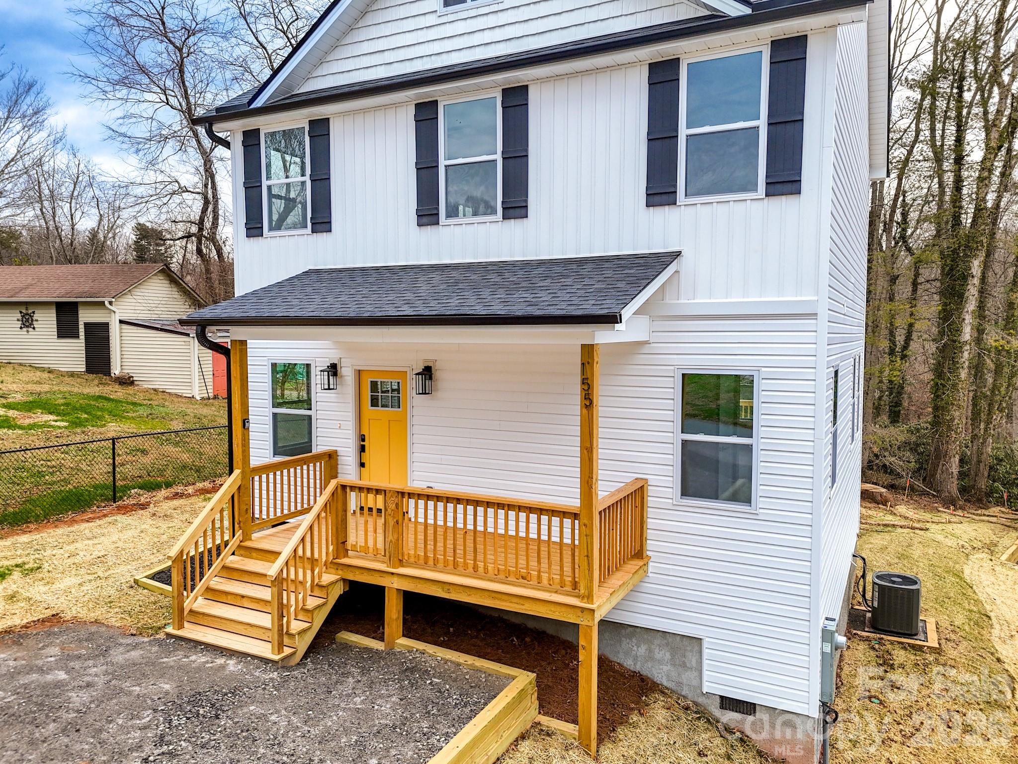 155 Shadowlawn Drive — Asheville