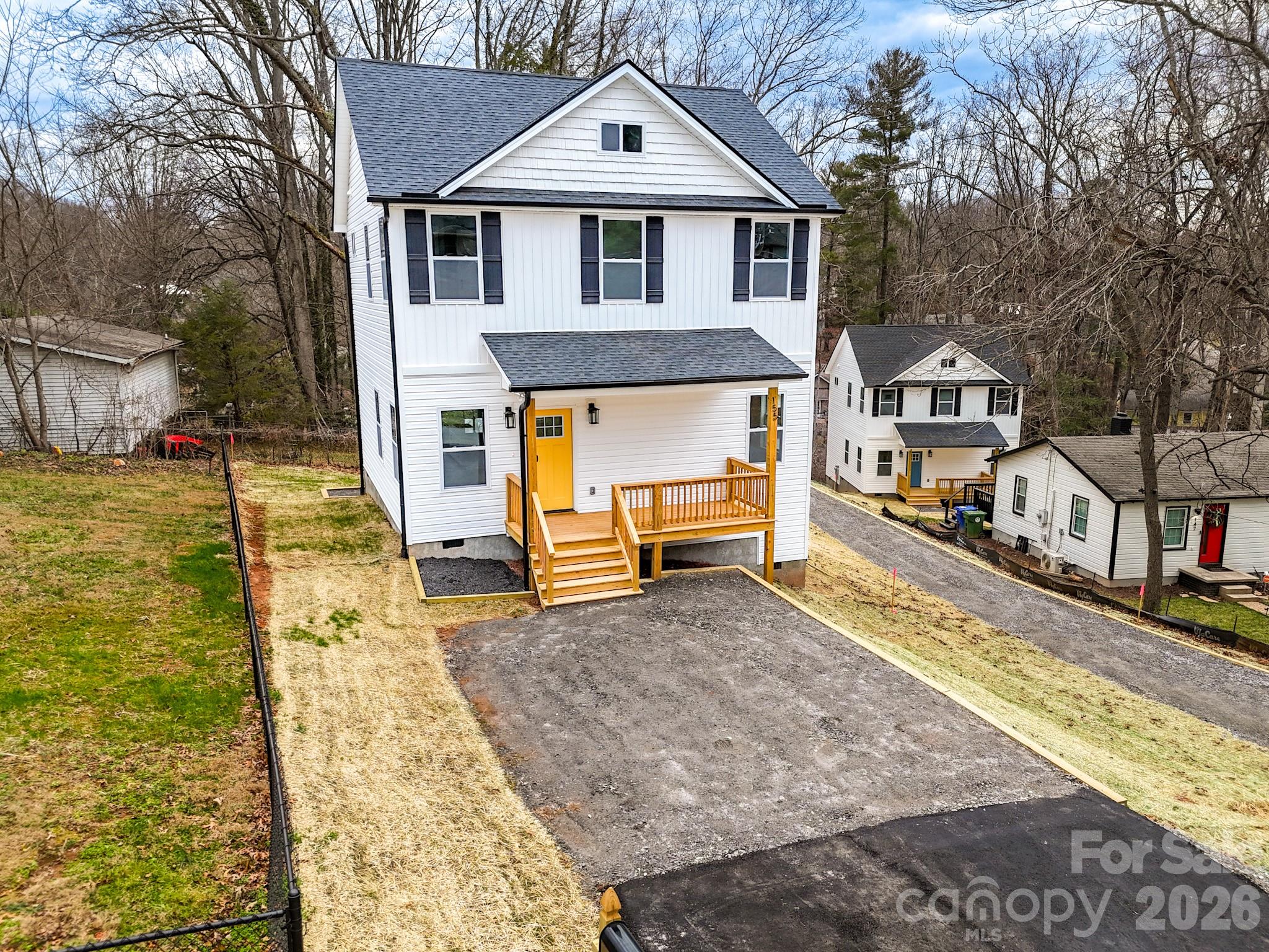 155 Shadowlawn Drive — Asheville