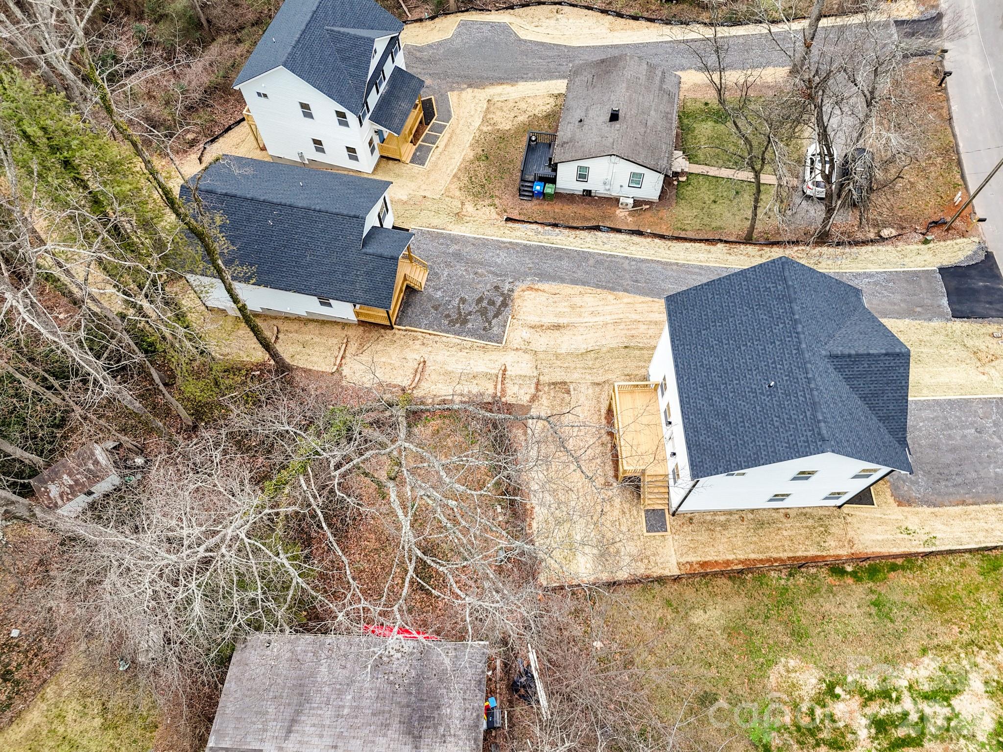 155 Shadowlawn Drive — Asheville