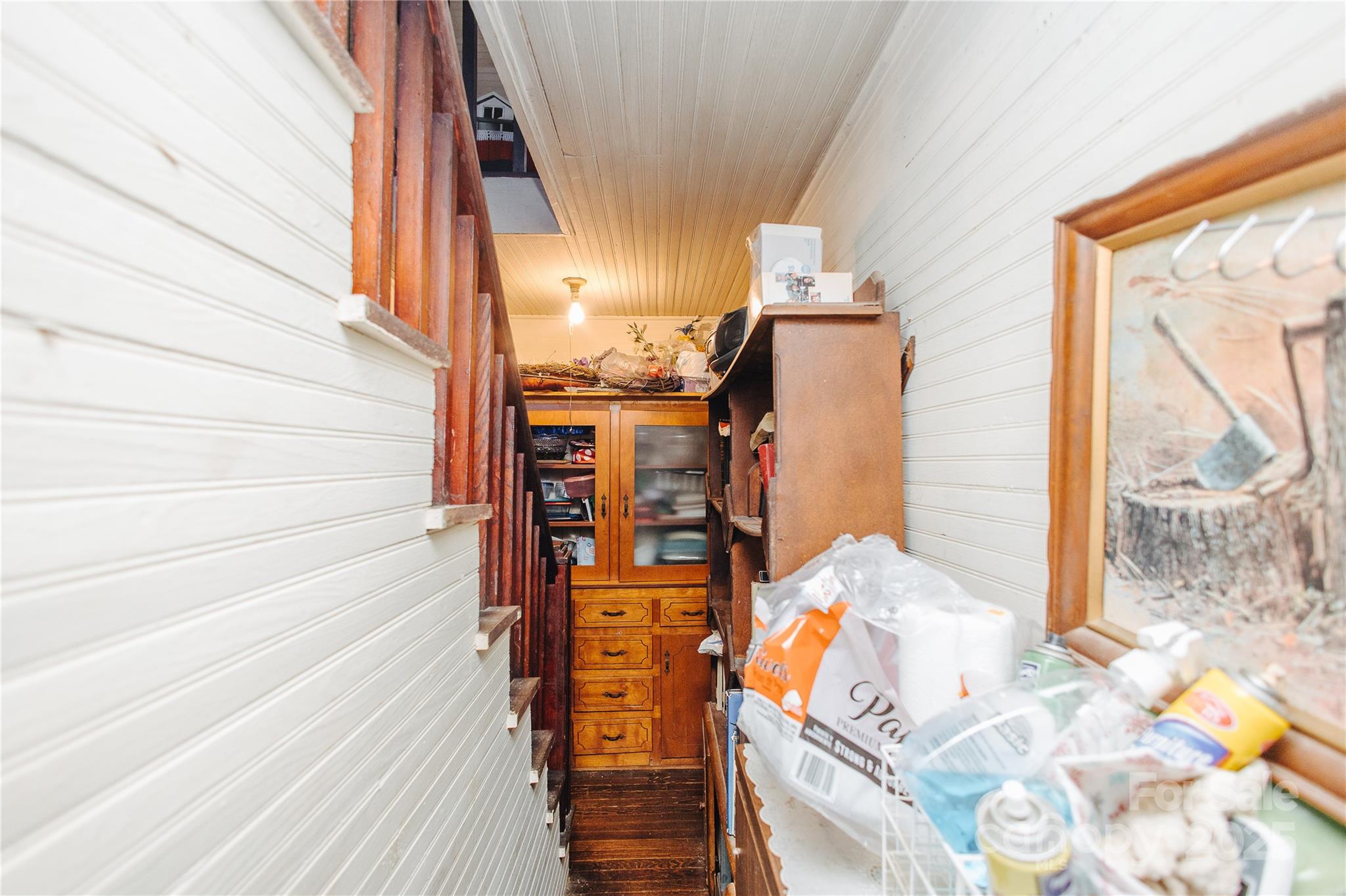 63 Clear Creek Road — Marion