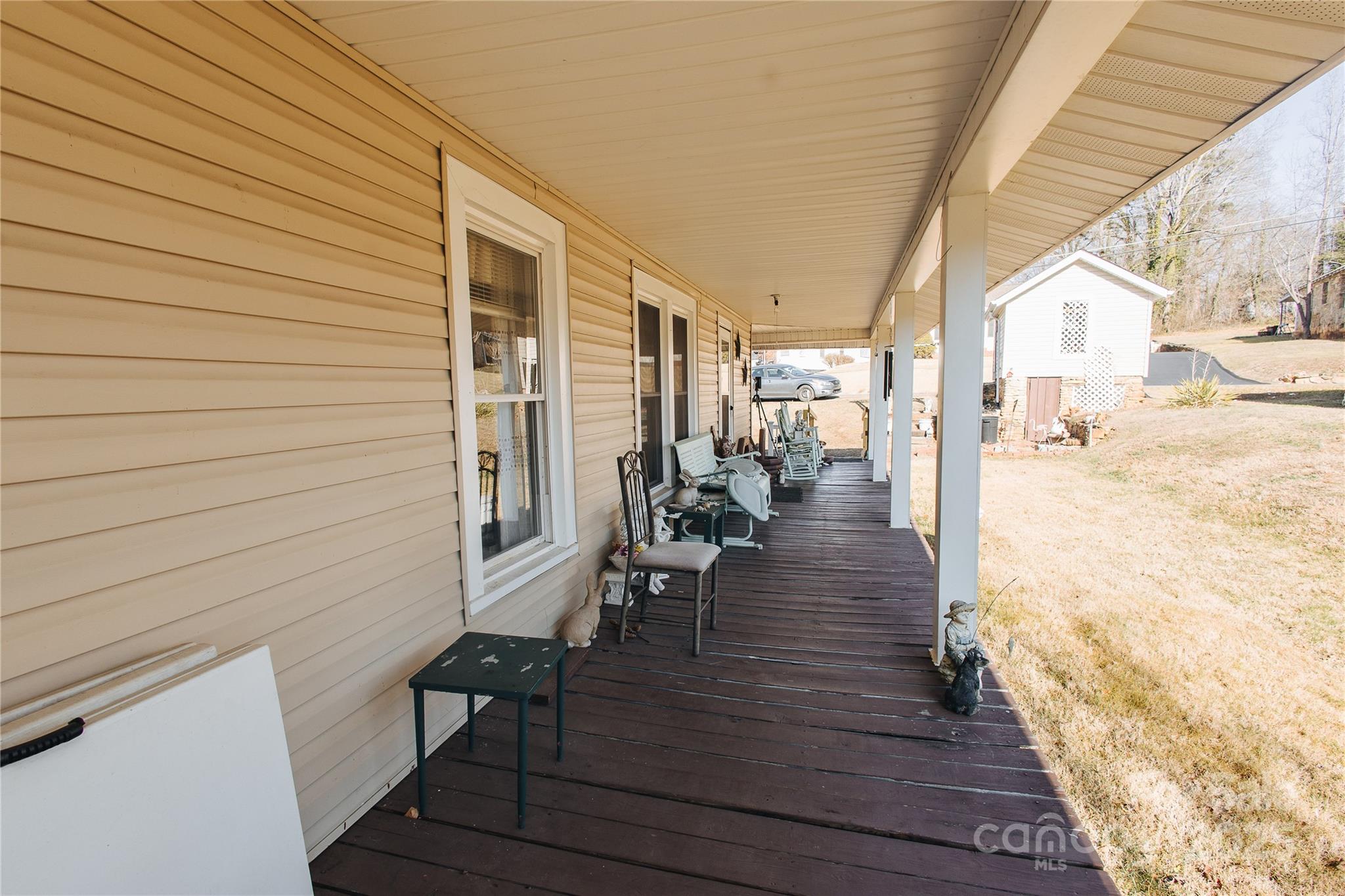 63 Clear Creek Road — Marion