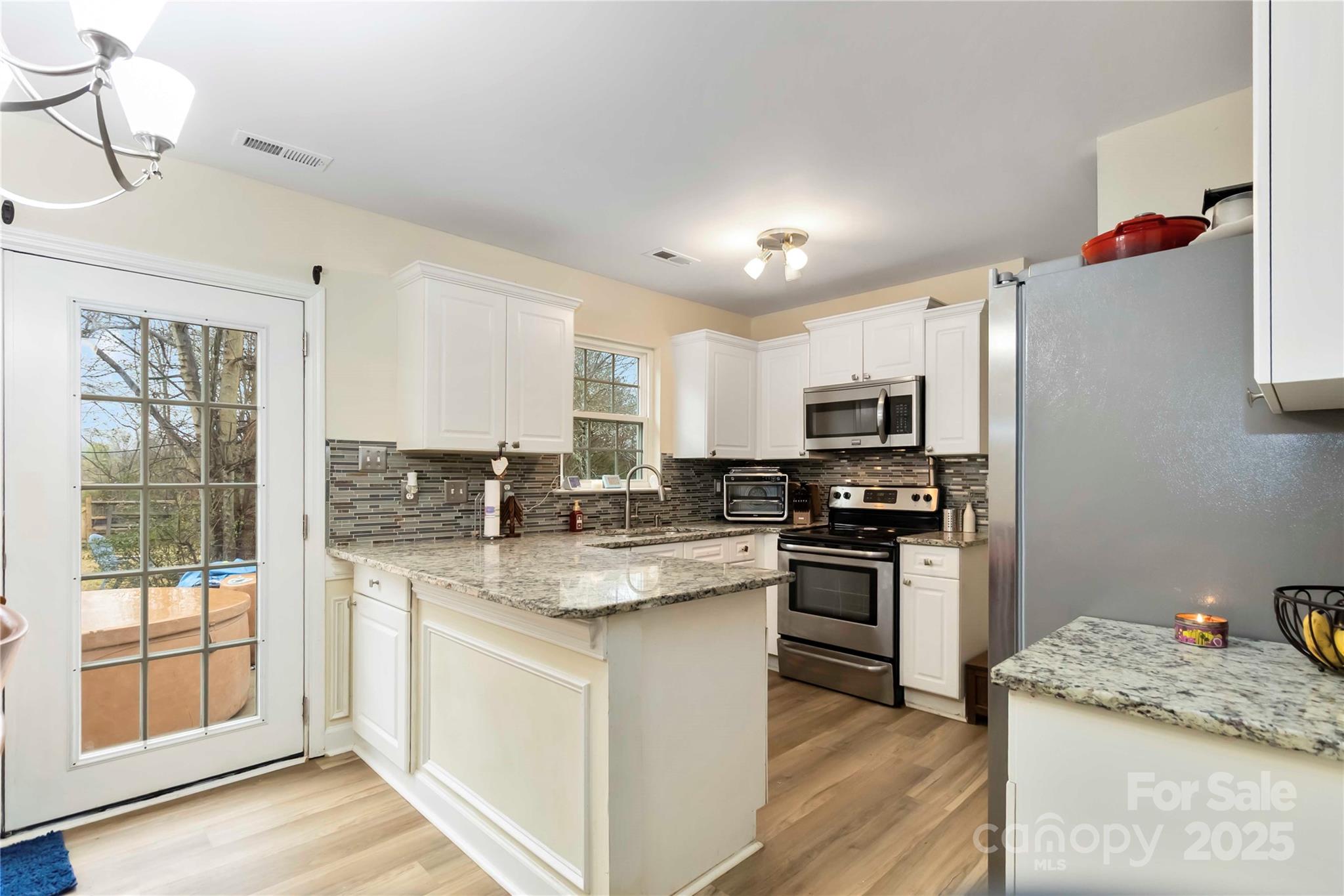 2127 Genesis Drive — Monroe