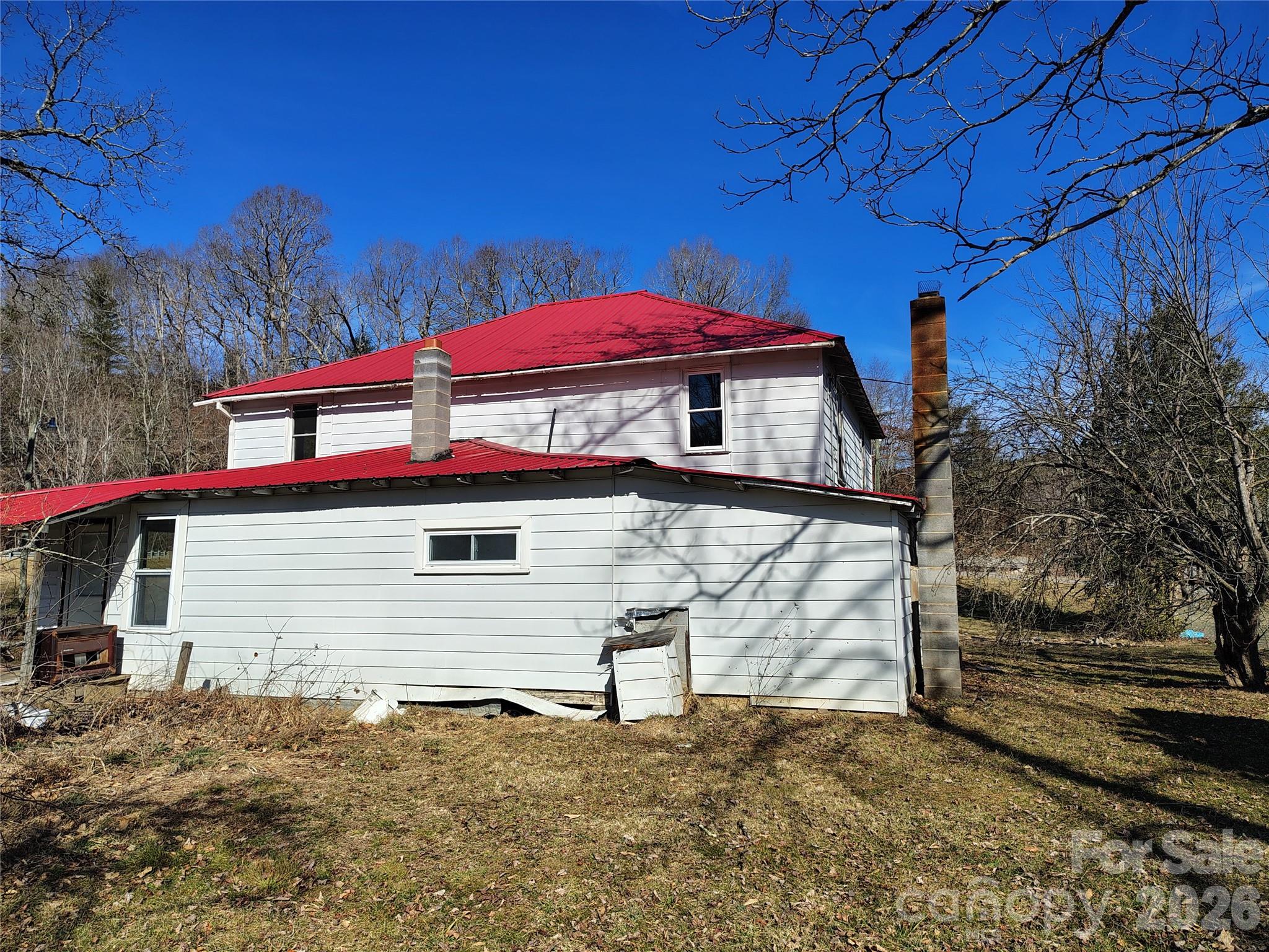 166 Old Helton School Road — Lansing
