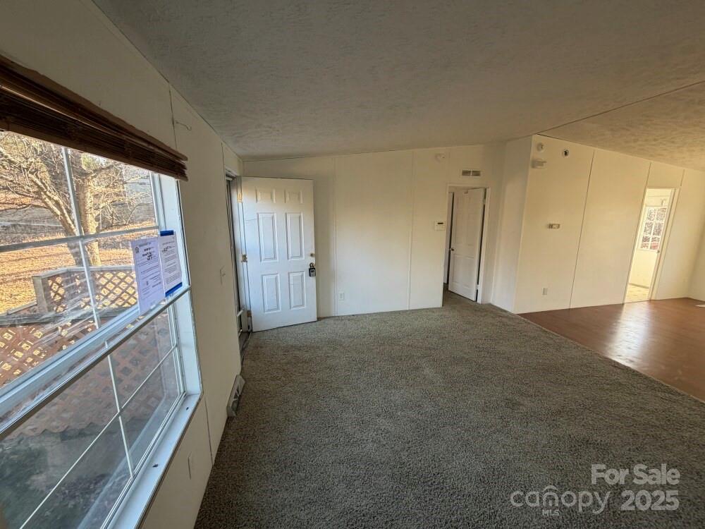 2687 1st Avenue NW — Catawba