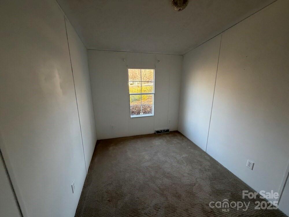 2687 1st Avenue NW — Catawba