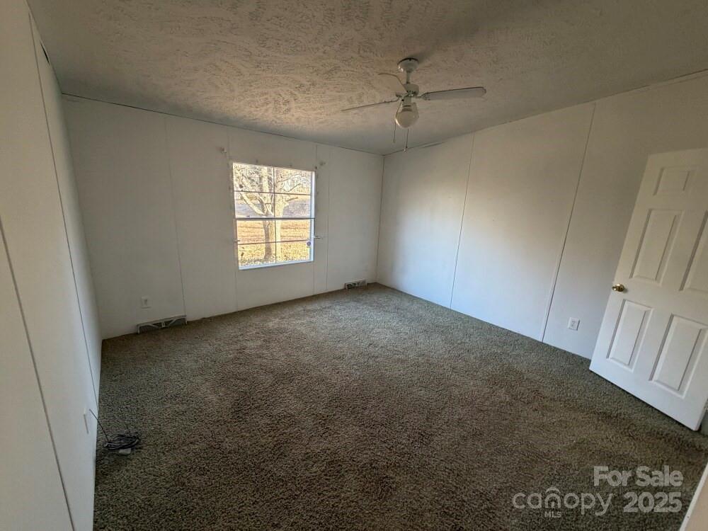 2687 1st Avenue NW — Catawba